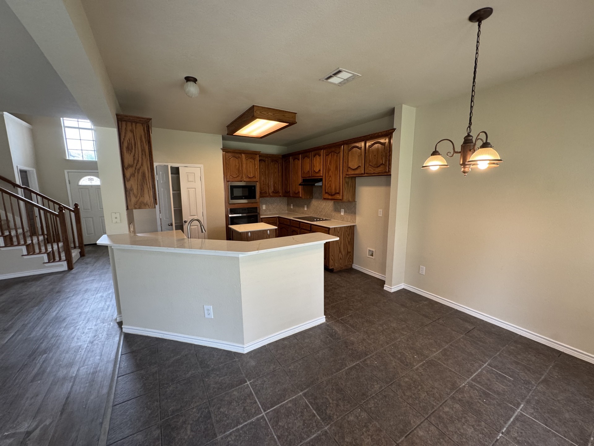 8500 Riverwalk Trail