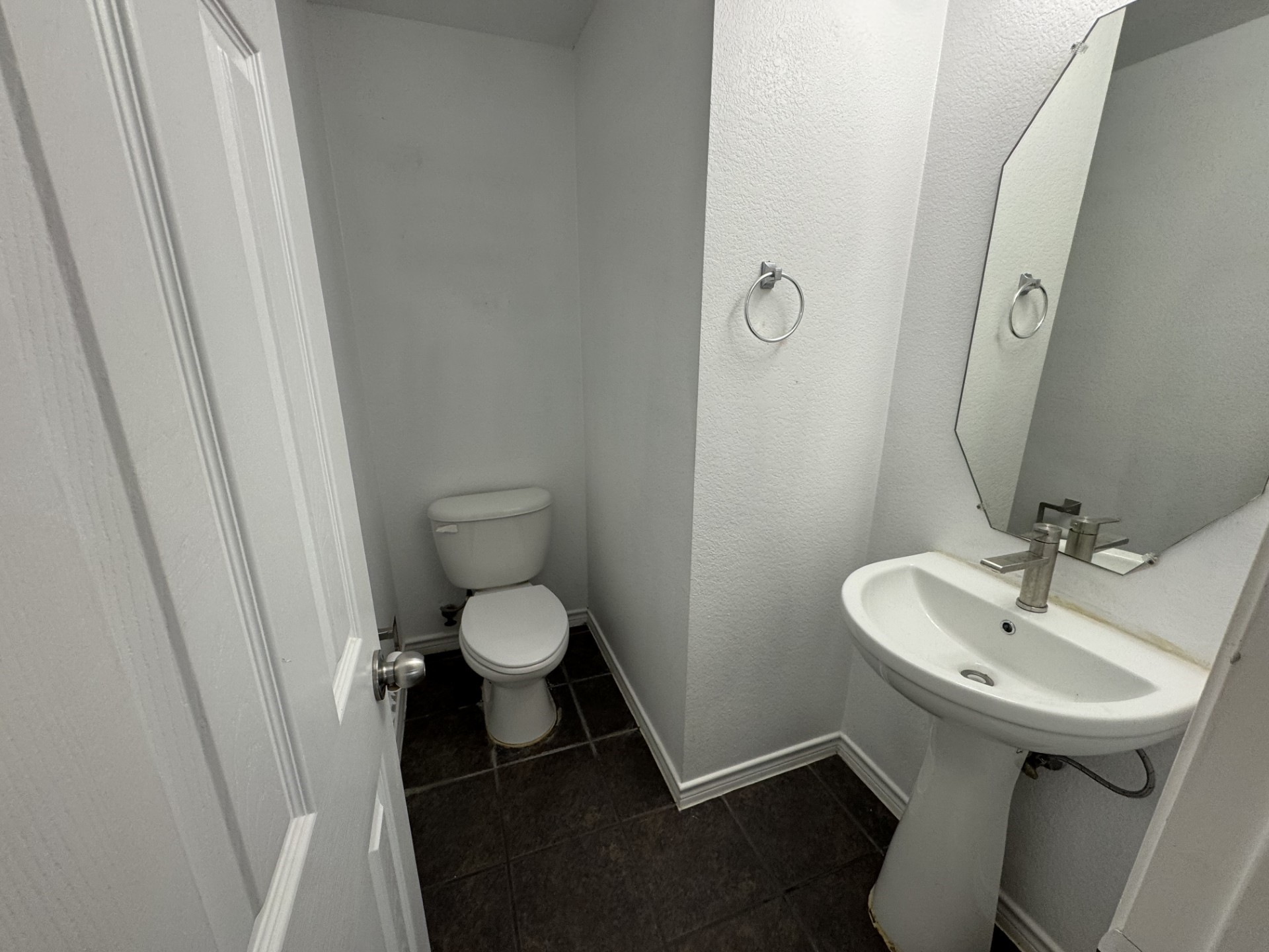 8500 Riverwalk Trail
