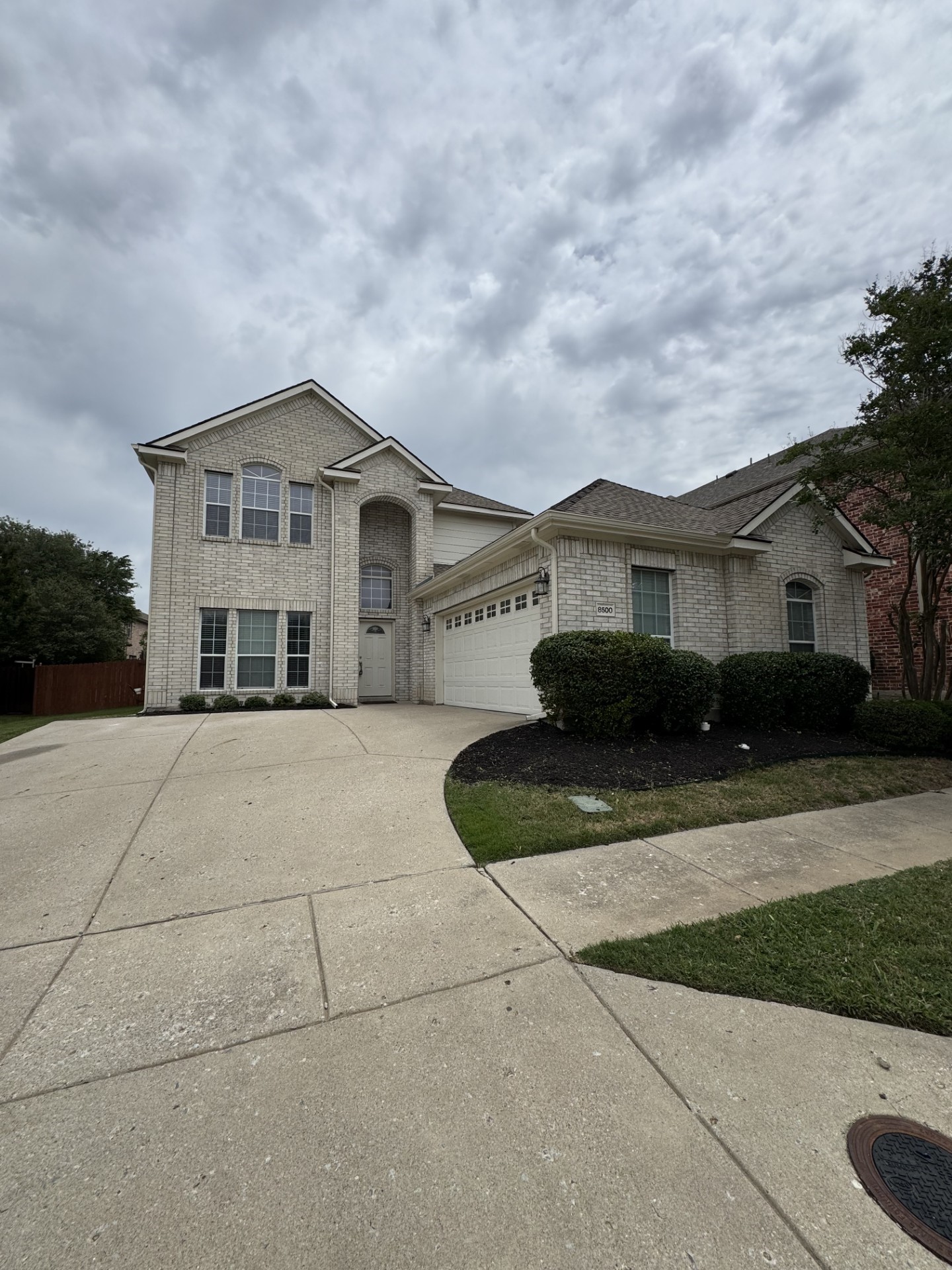 8500 Riverwalk Trail