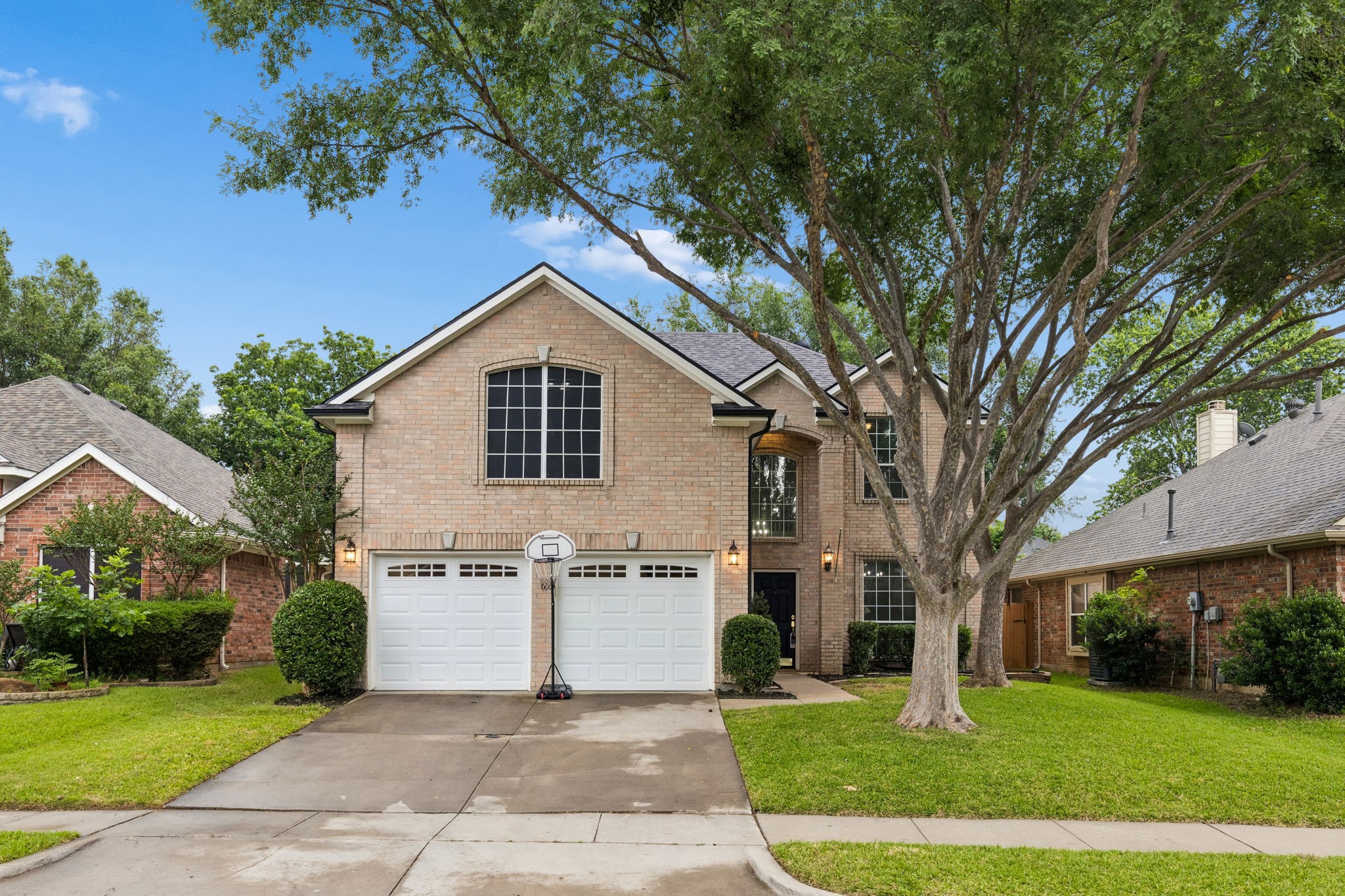 2128 Clubside Drive