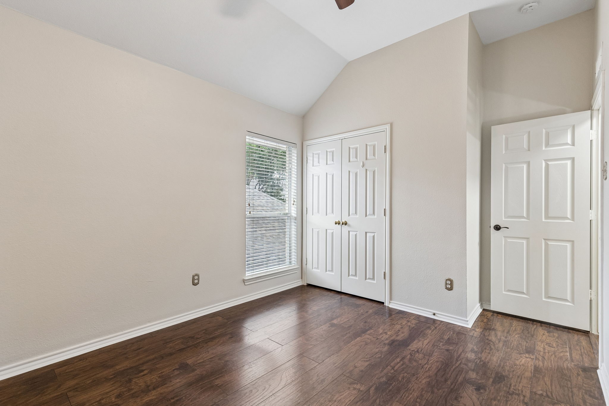 2128 Clubside Drive