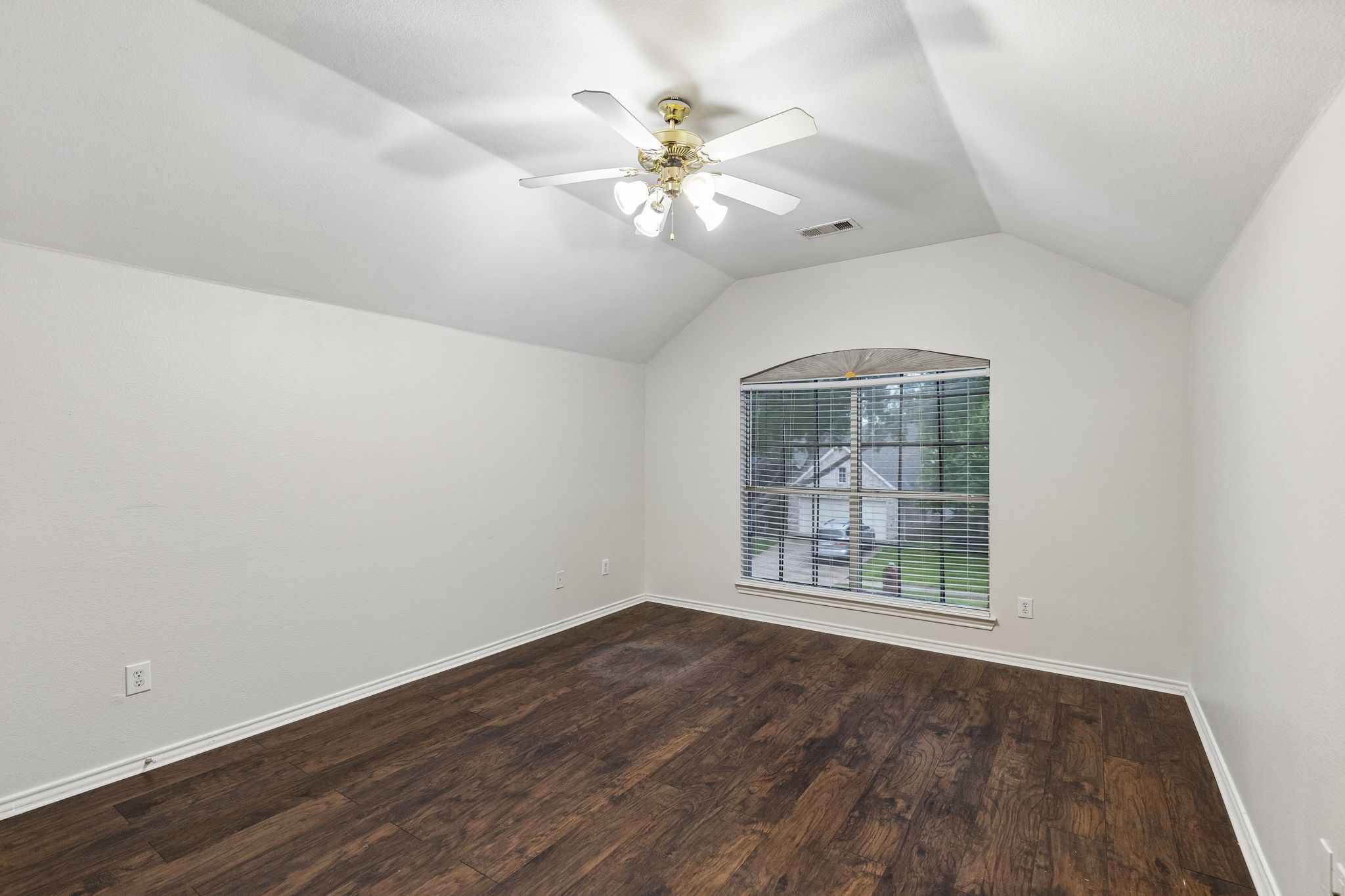 2128 Clubside Drive