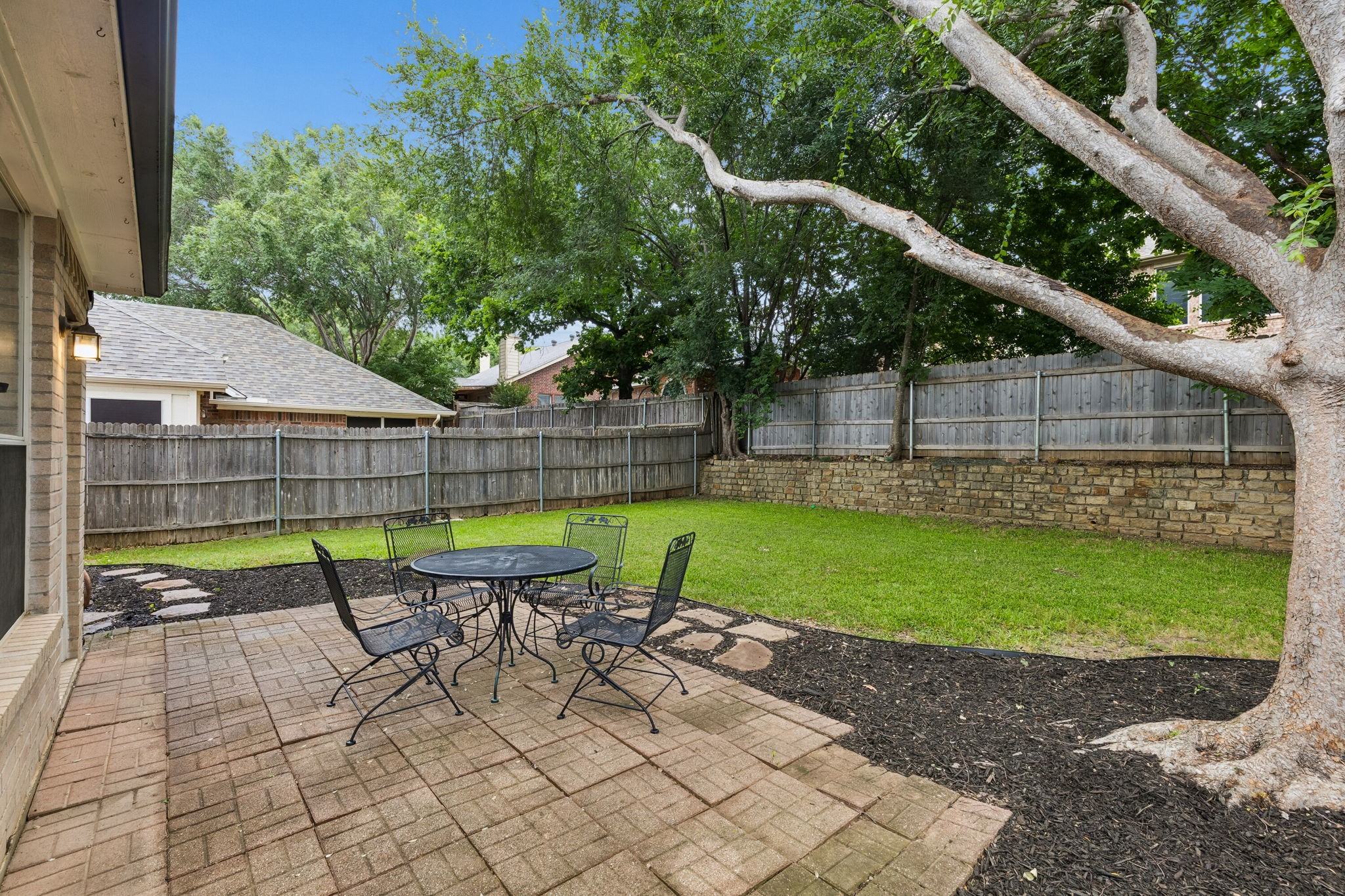 2128 Clubside Drive