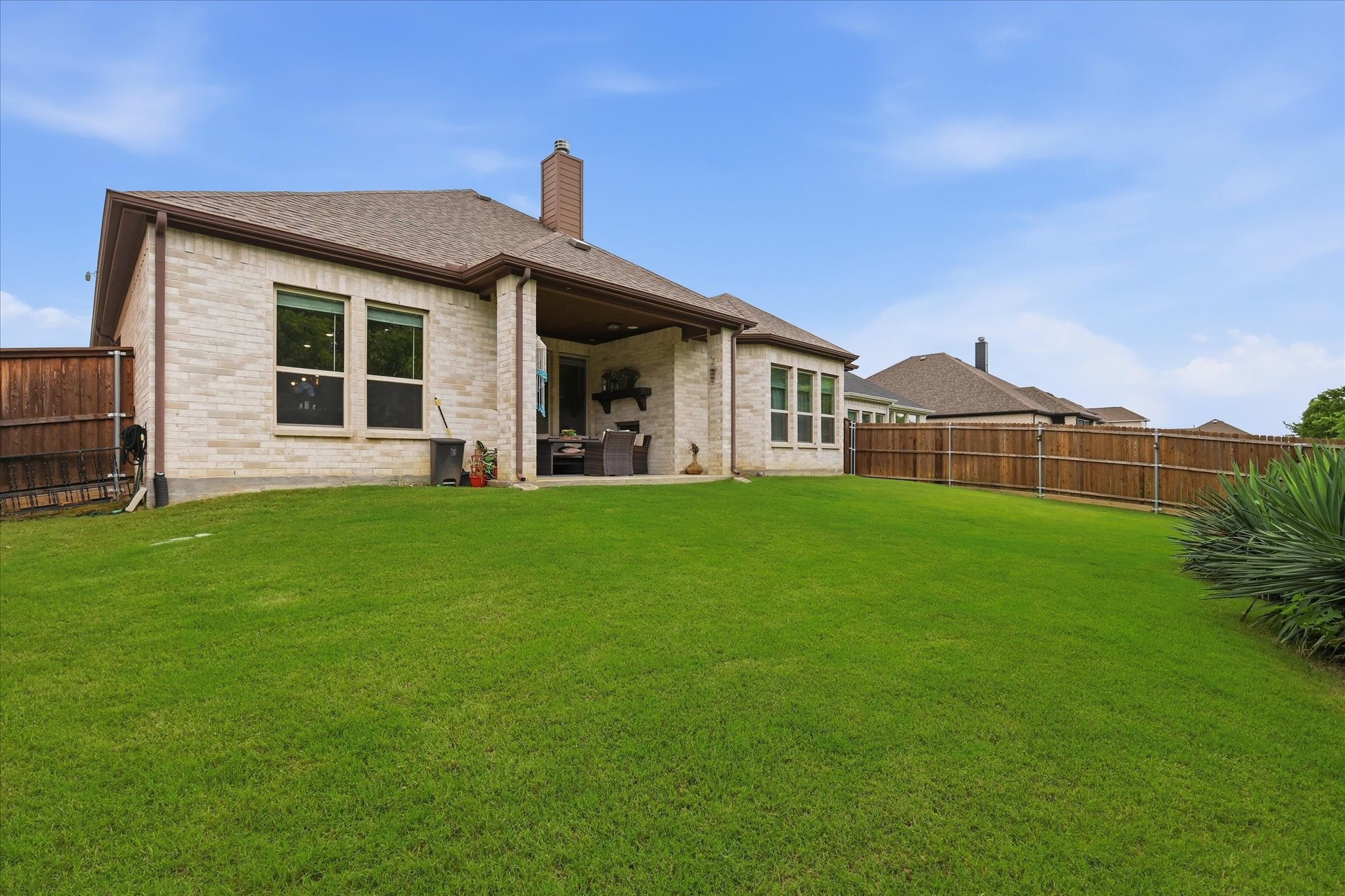 616 Lake Cove Drive