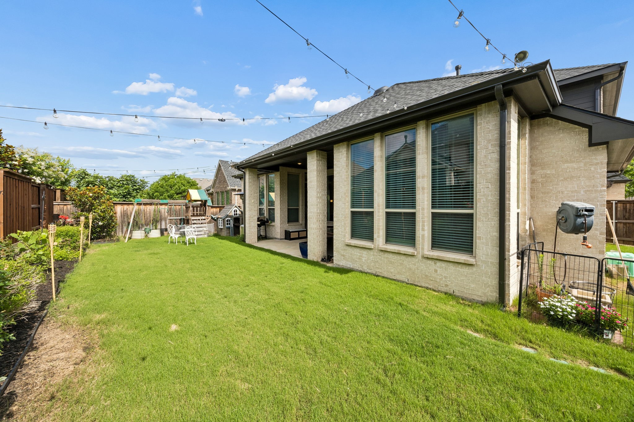 4131 Dewberry Lane