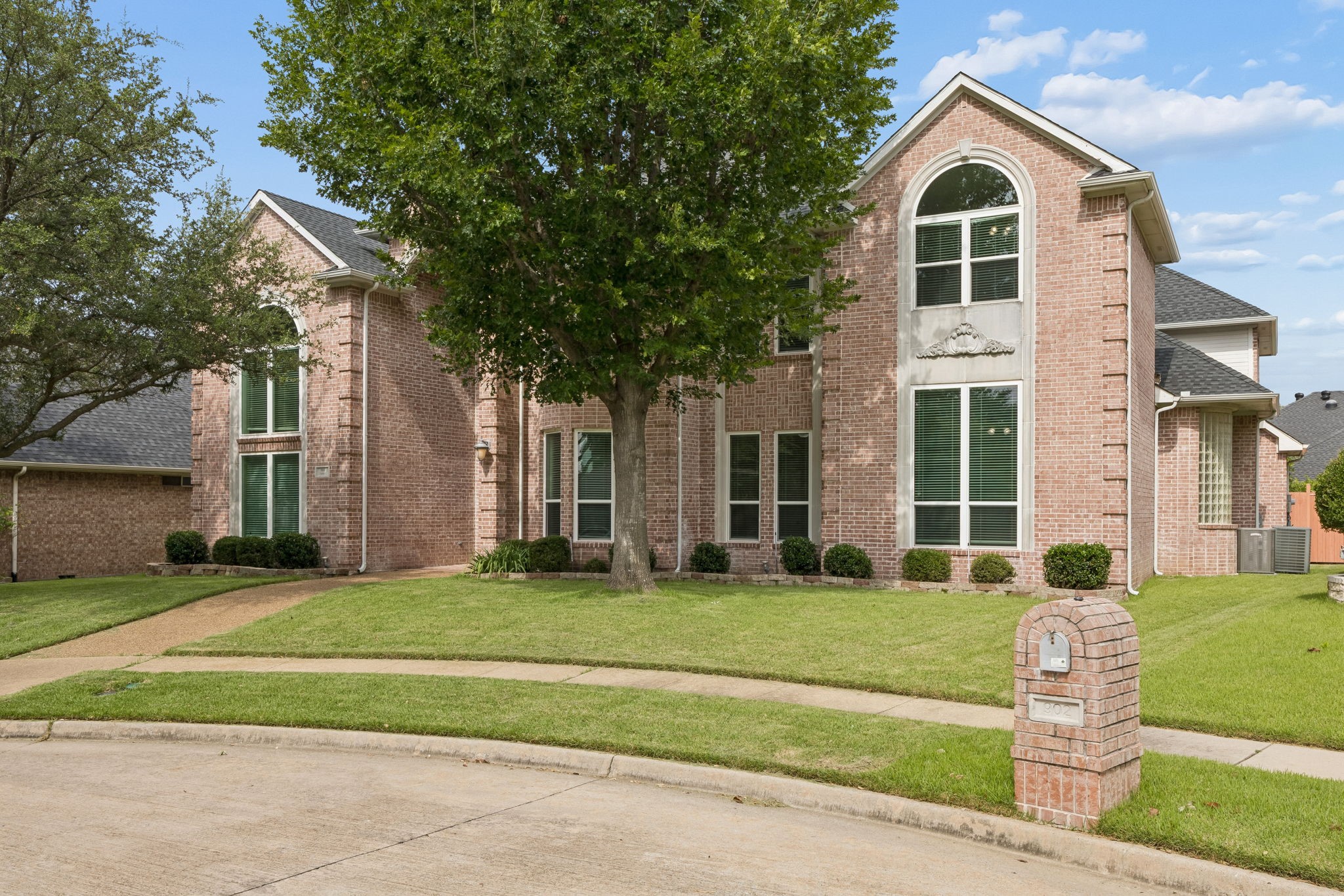 904 Lahinch Circle
