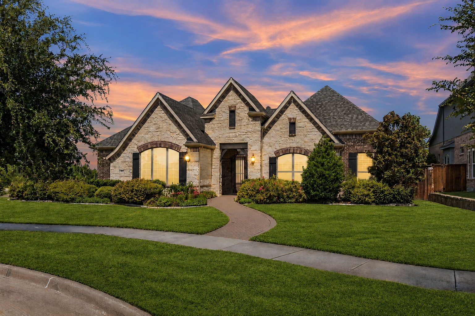 4550 Honeyvine Lane