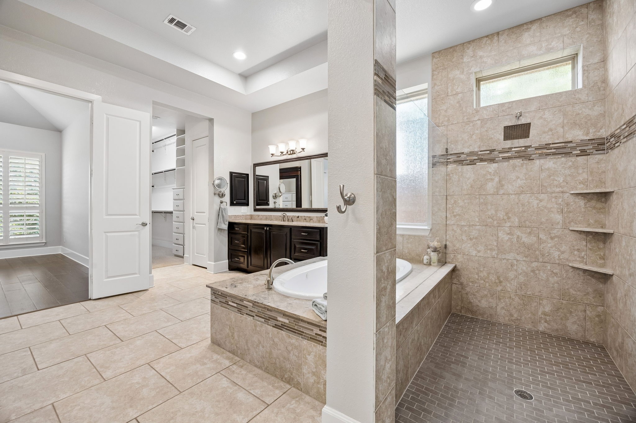 4550 Honeyvine Lane