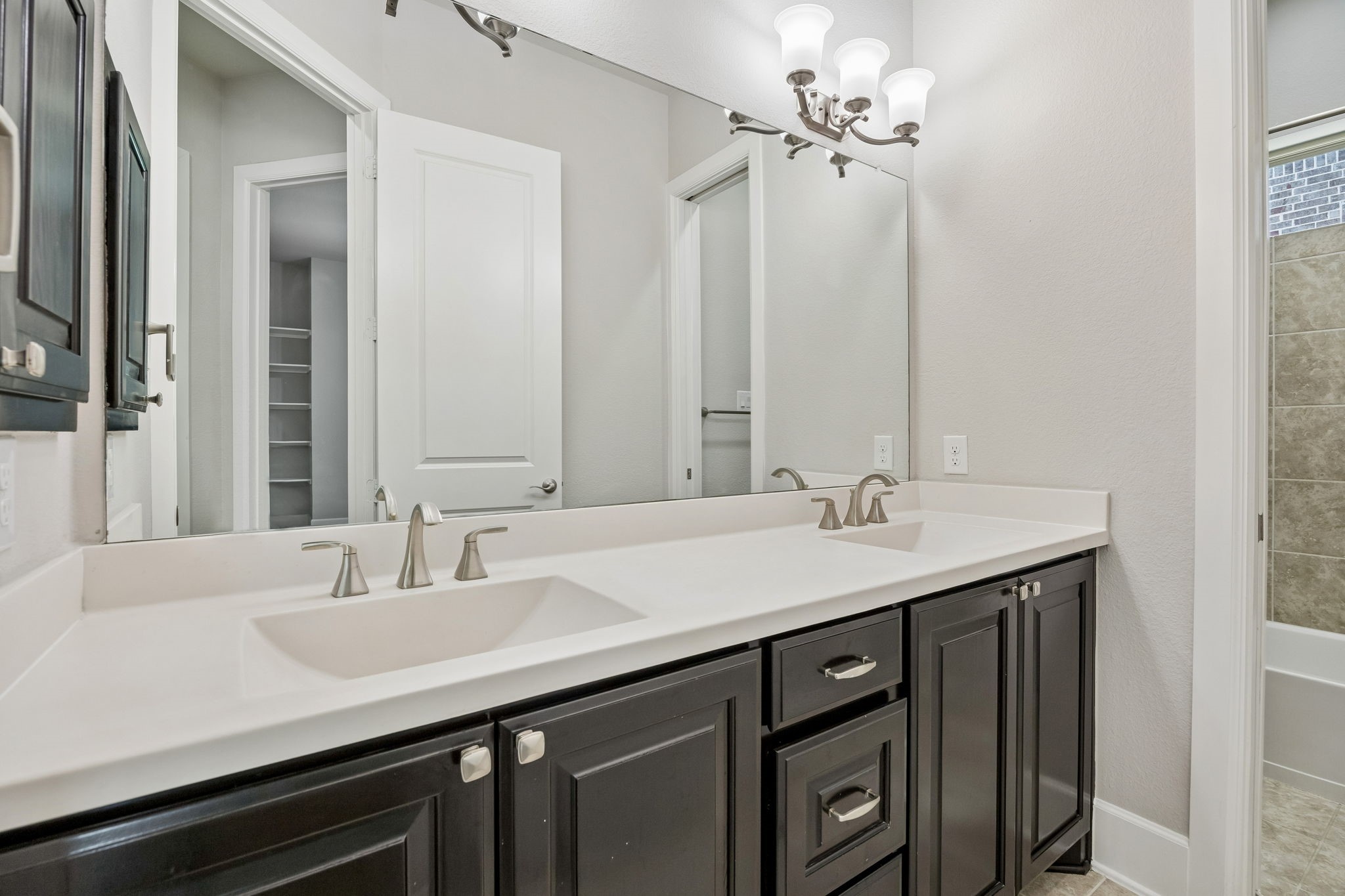 4550 Honeyvine Lane