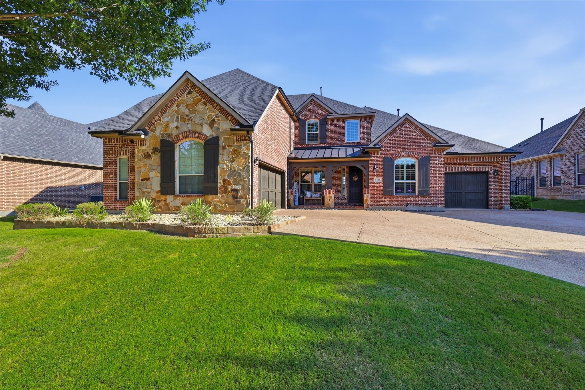 1260 Packsaddle Trail