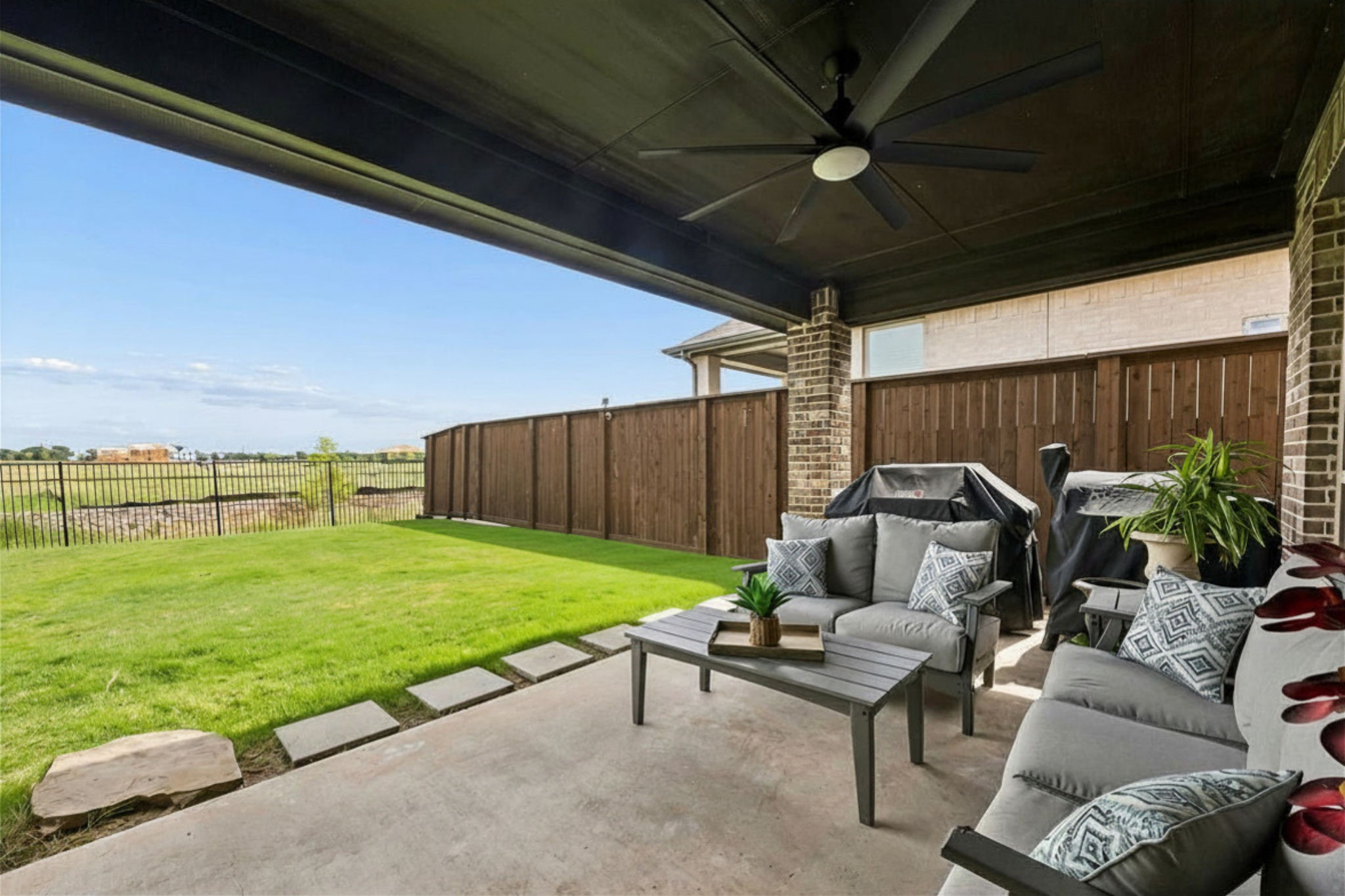 16109 Bidwell Park Drive