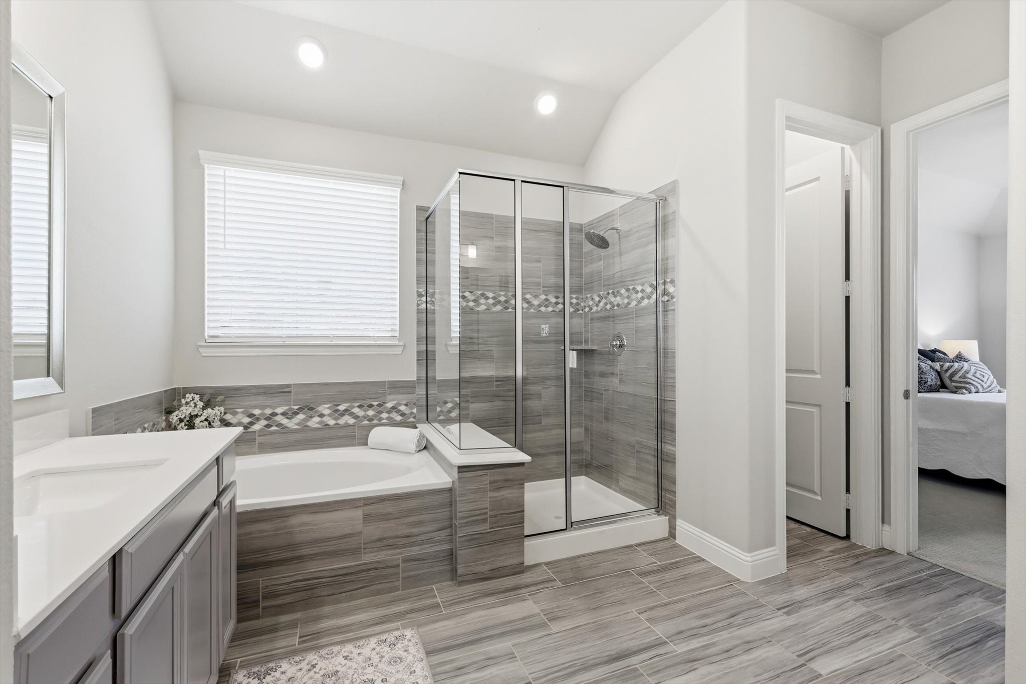 2371 Canary Grass Lane
