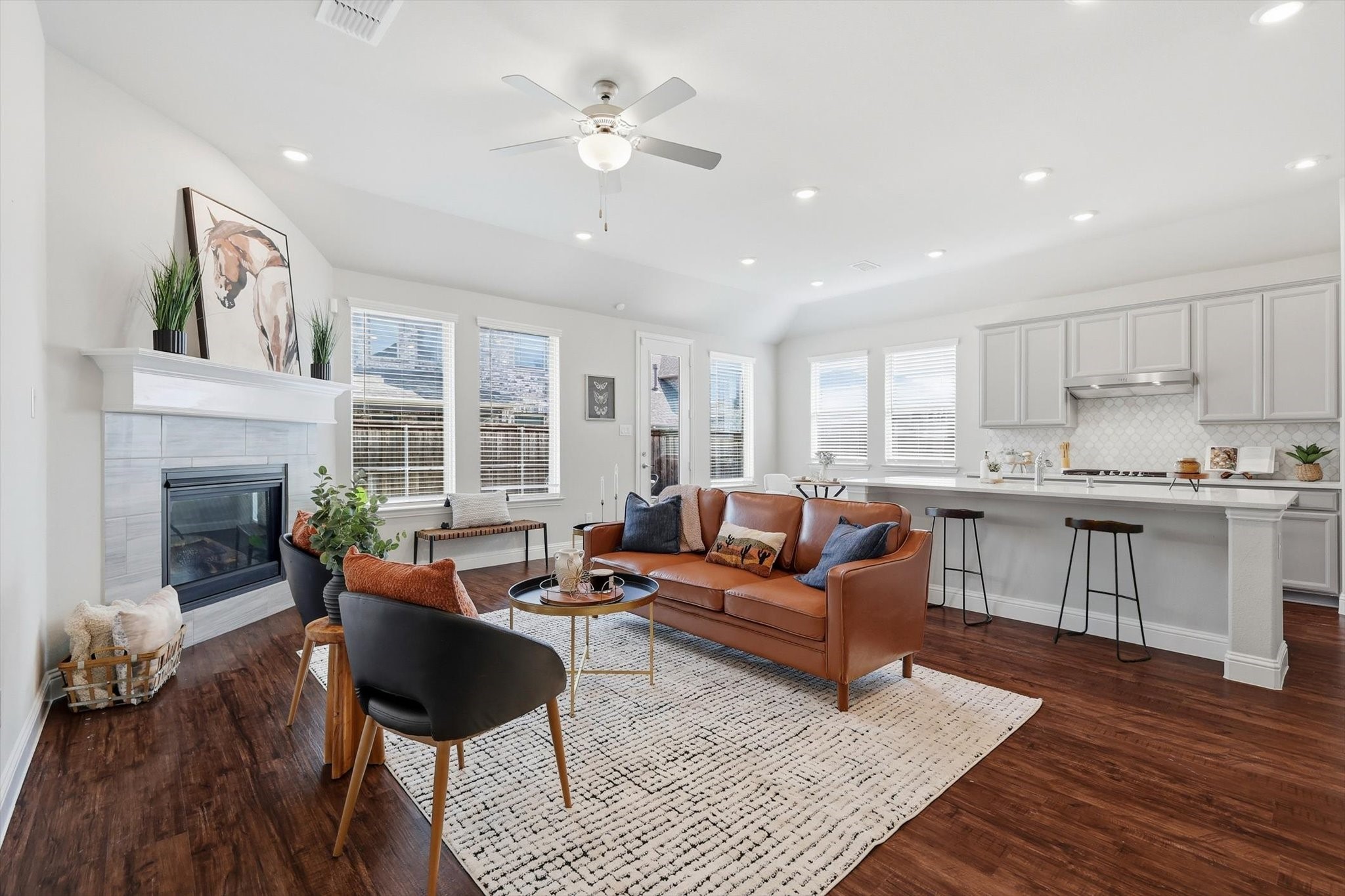 2371 Canary Grass Lane