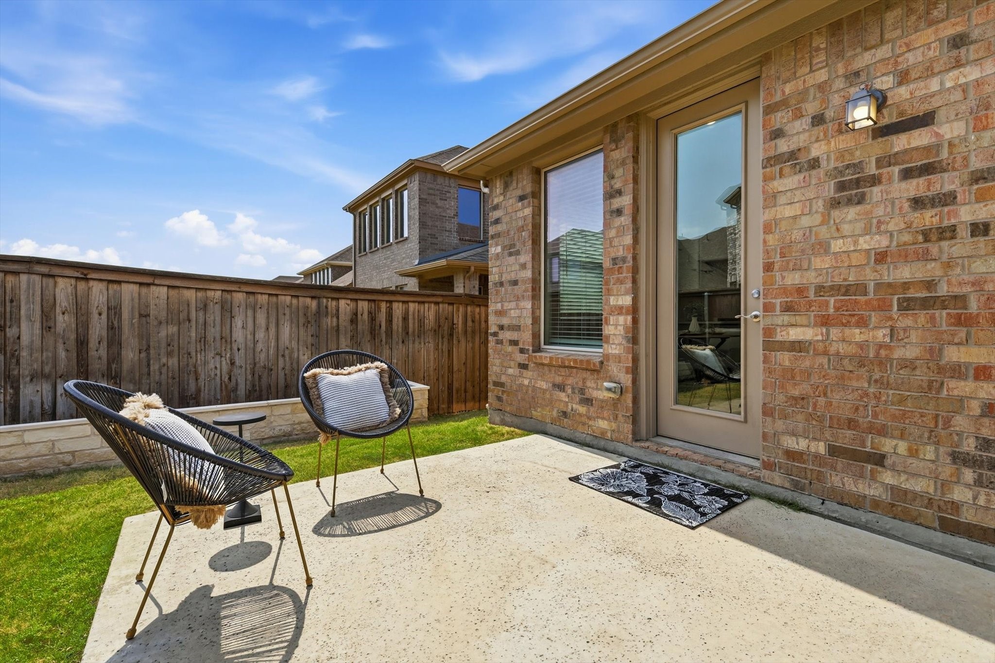 2371 Canary Grass Lane