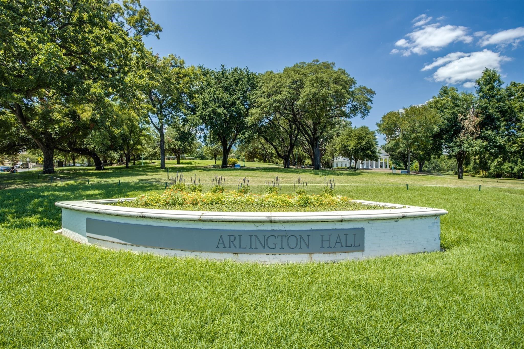 3225 Turtle Creek Boulevard 1429