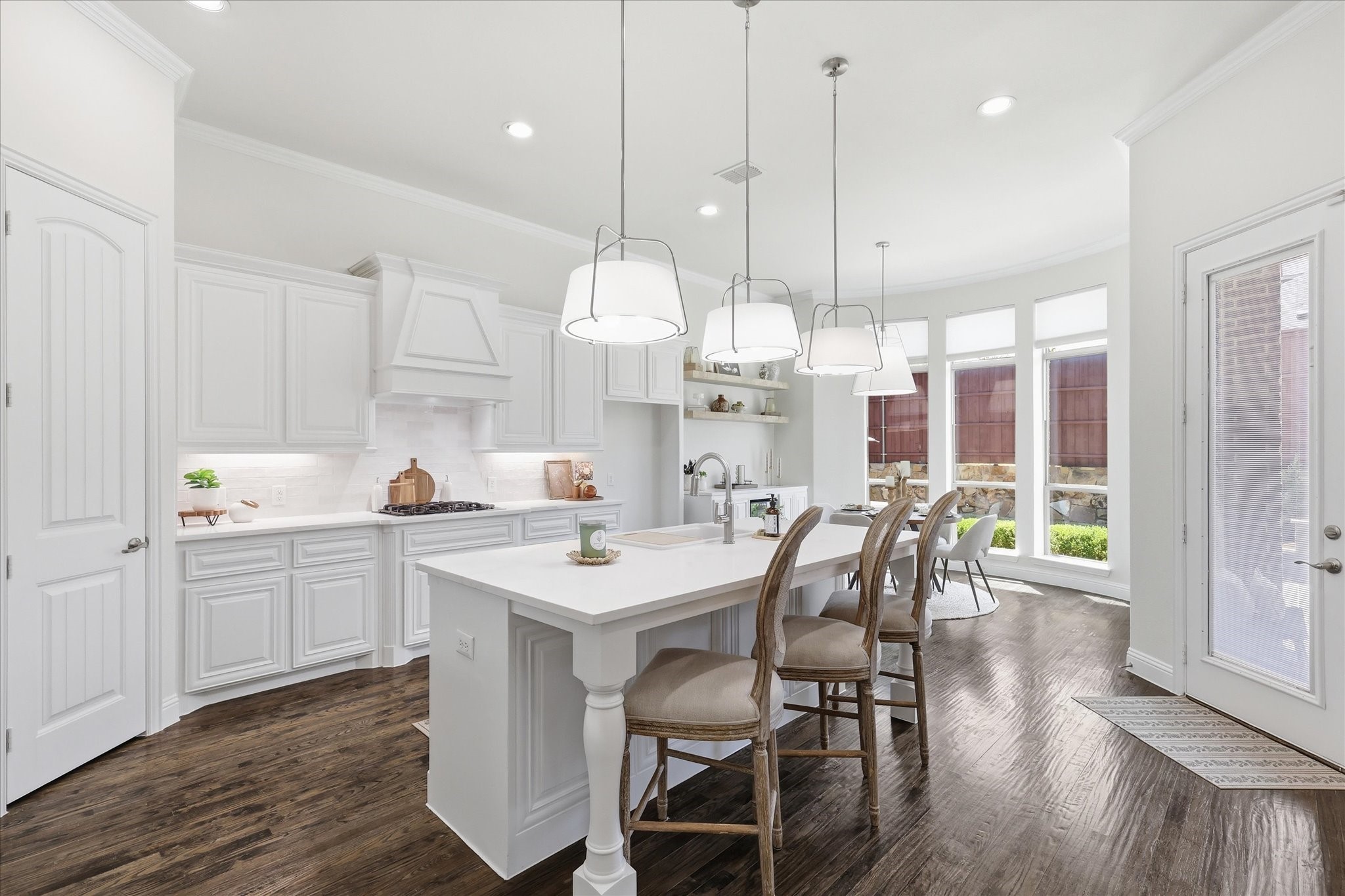 1120 Circle J Trail