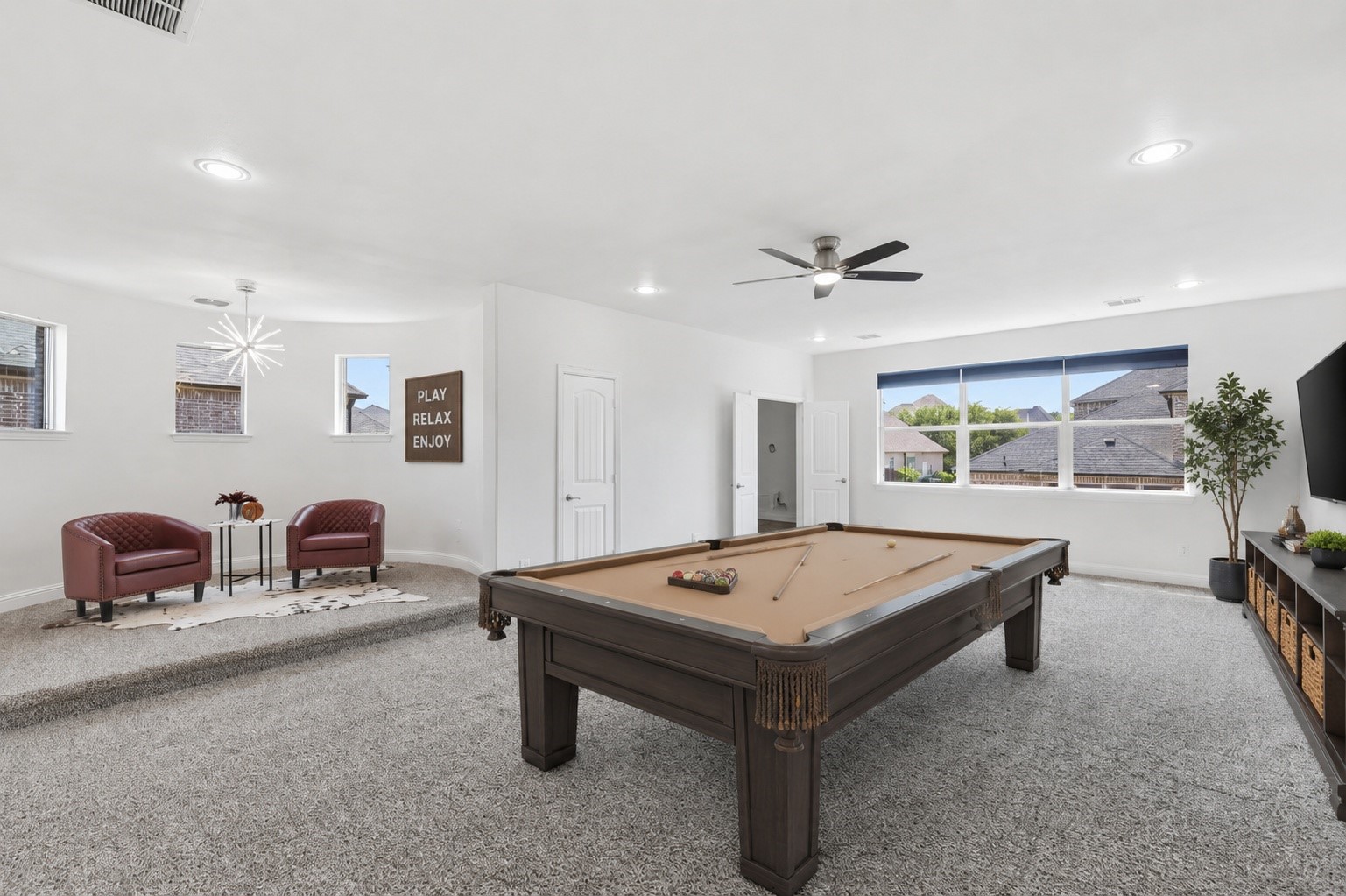 1120 Circle J Trail