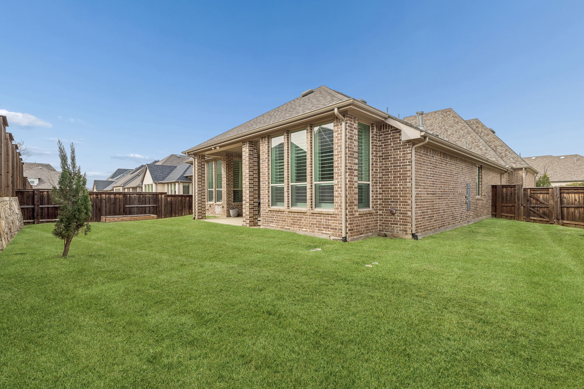 4211 Dewberry Lane