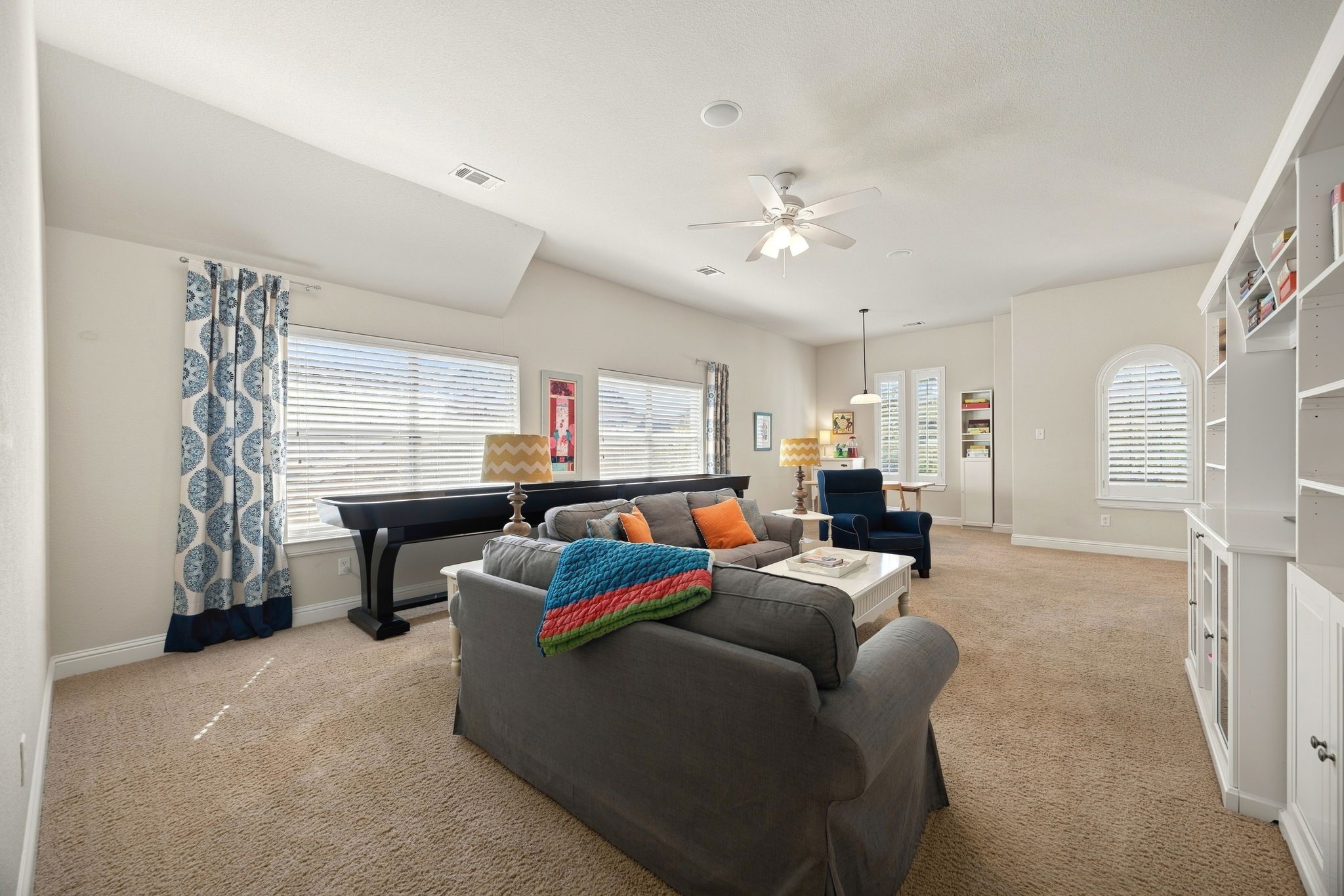 2908 Mountain Creek Drive