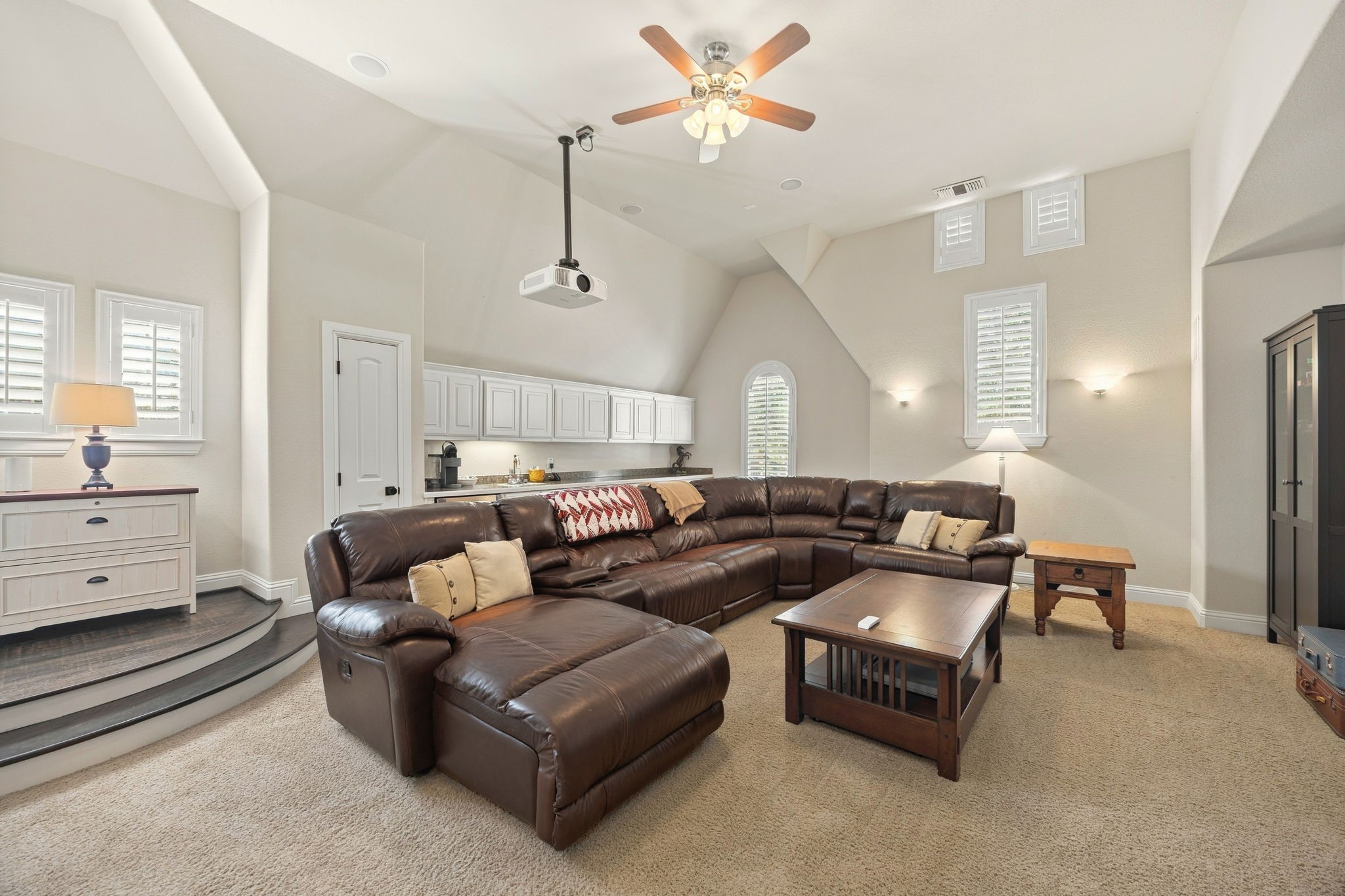 2908 Mountain Creek Drive
