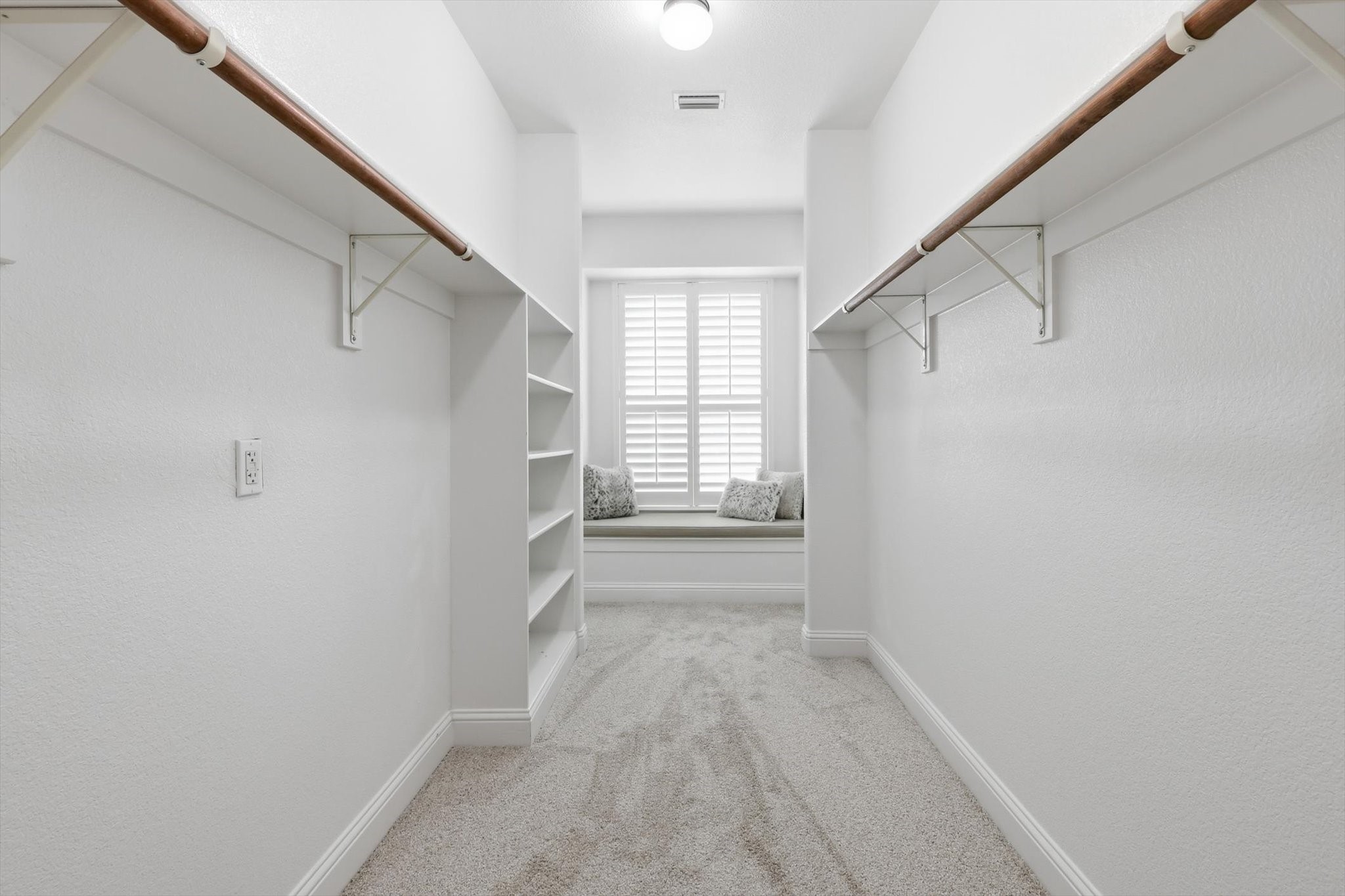 14104 Signal Hill Drive