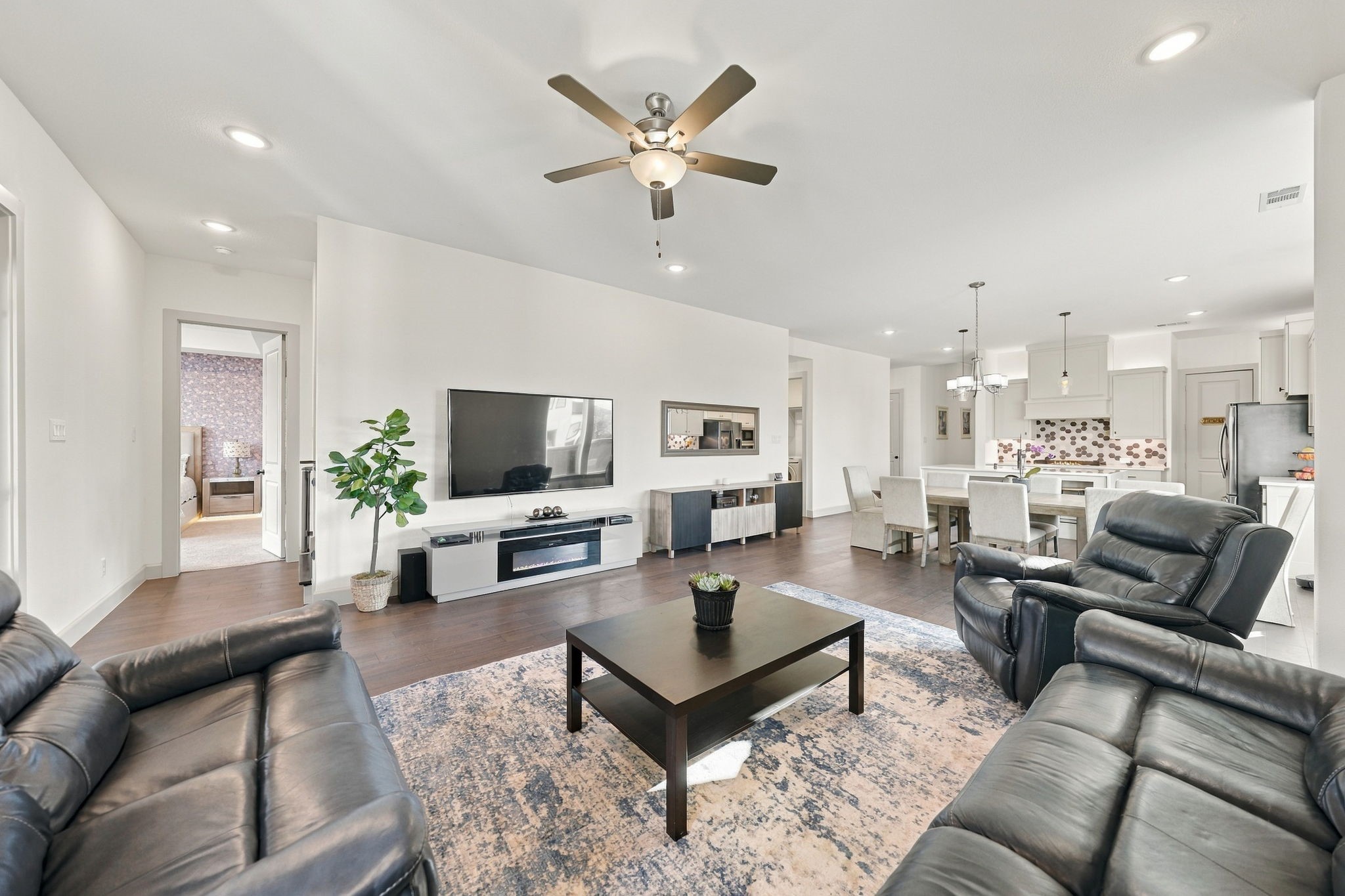 1221 Raftel Road
