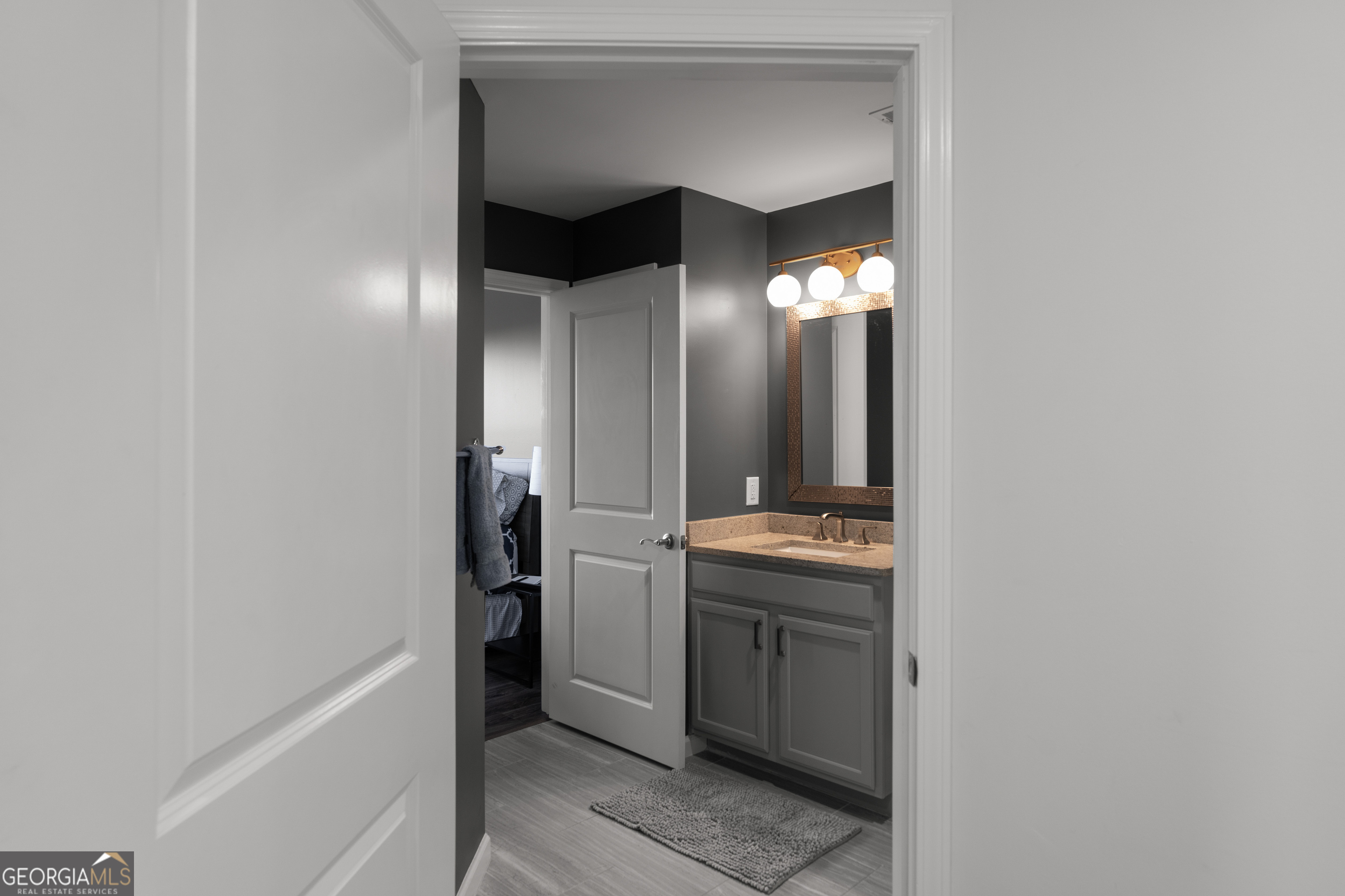 3040 Peachtree Road NW # 1211