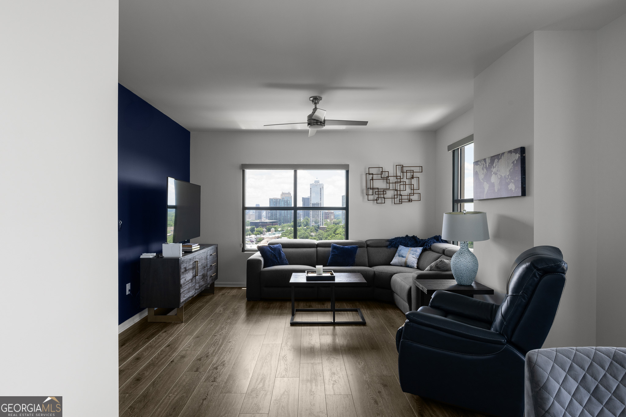 3040 Peachtree Road NW # 1211