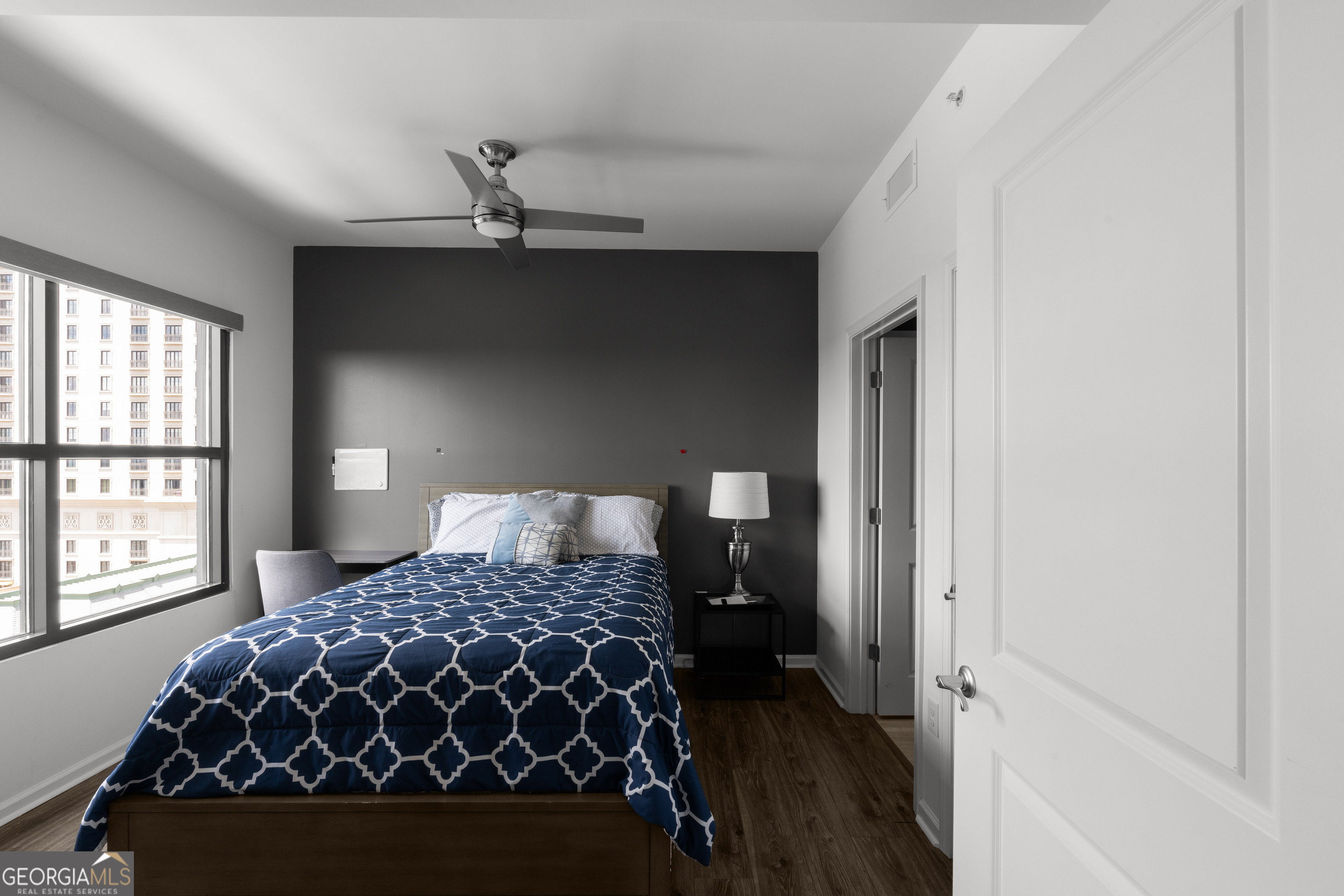 3040 Peachtree Road NW # 1211