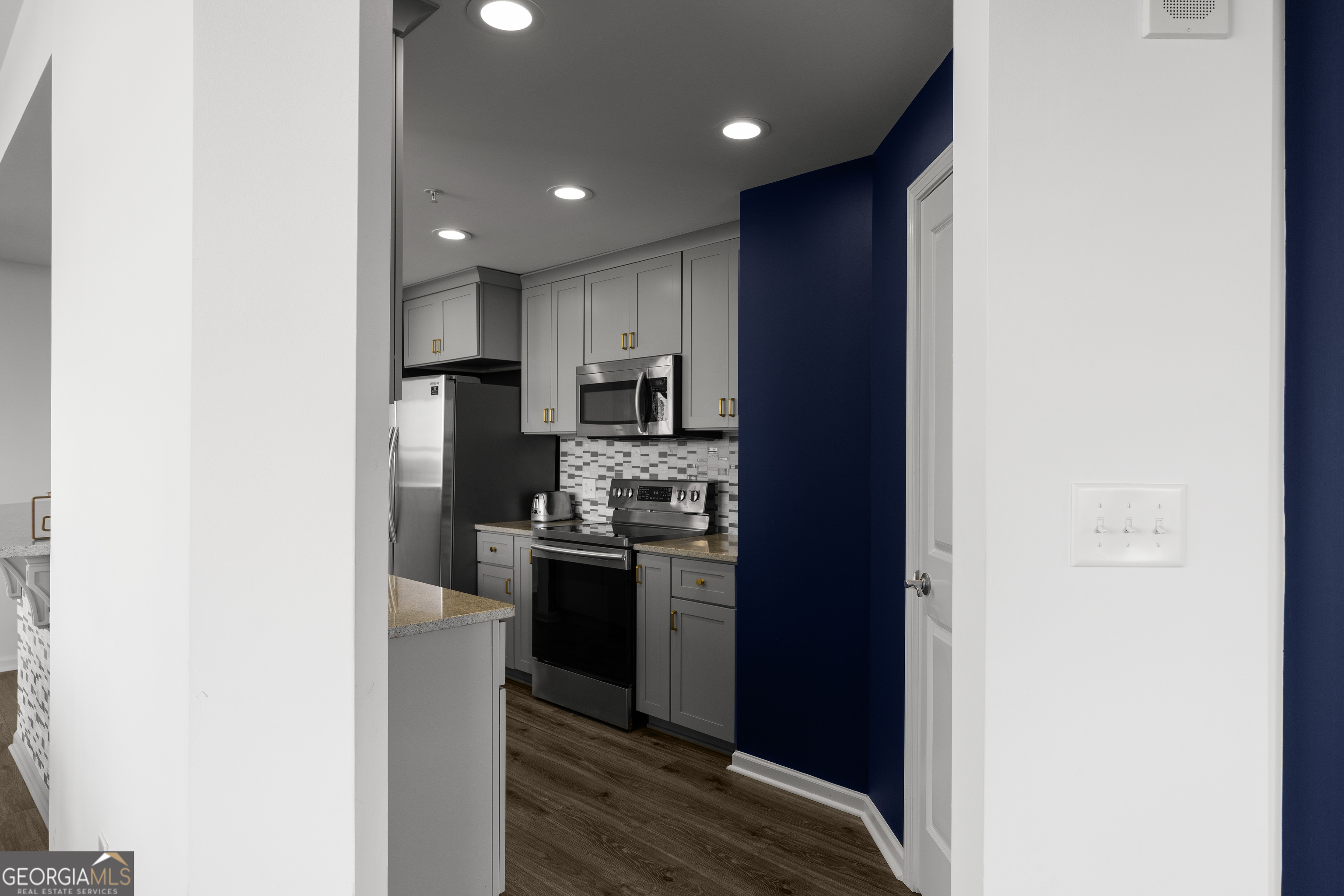 3040 Peachtree Road NW # 1211