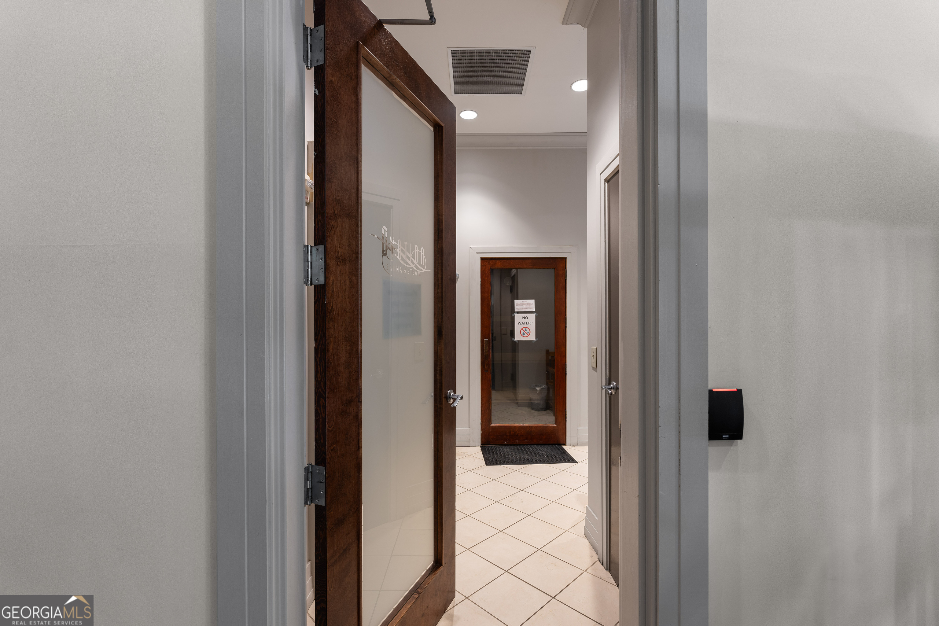 3040 Peachtree Road NW # 1211