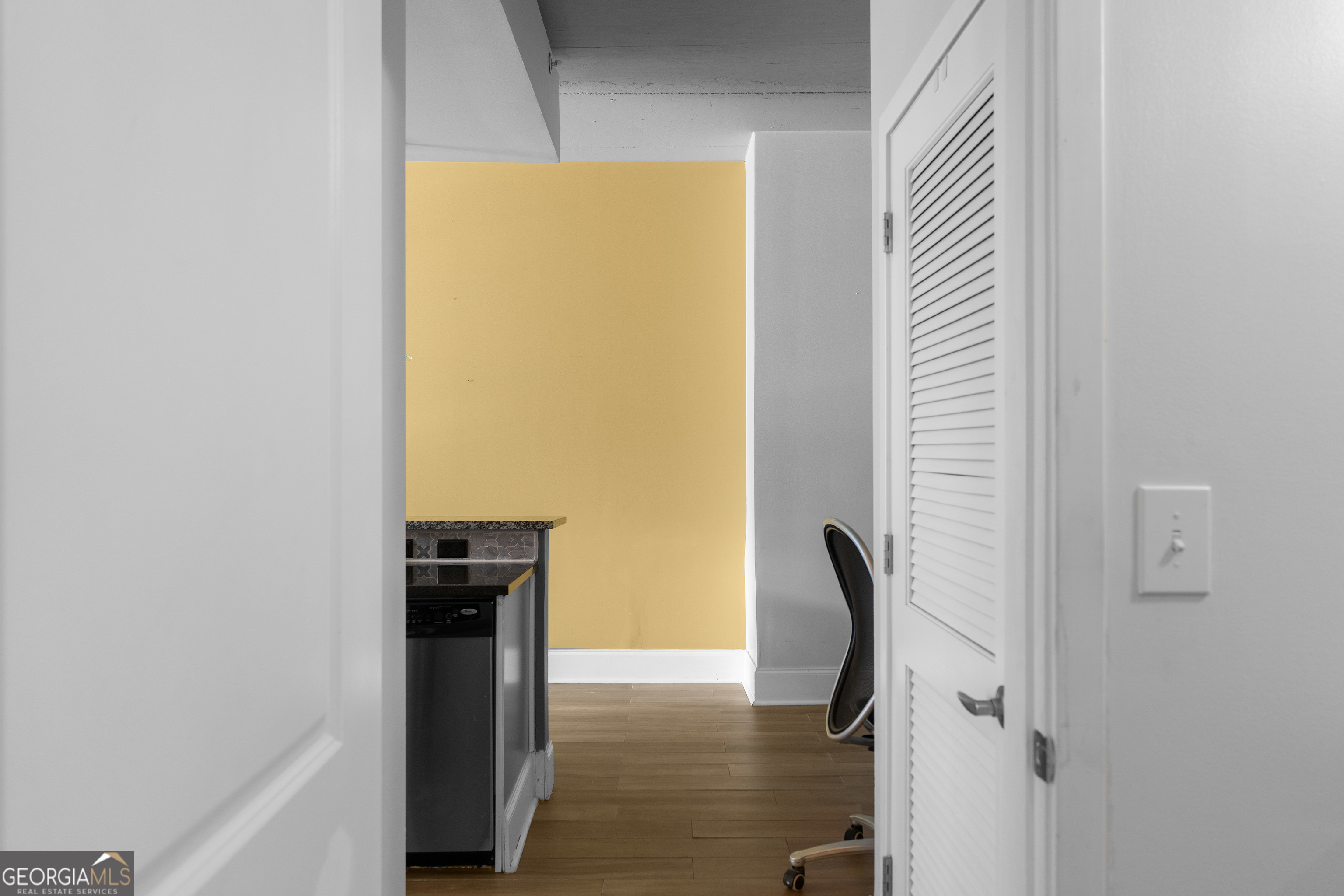 400 W Peachtree Street NW # 908