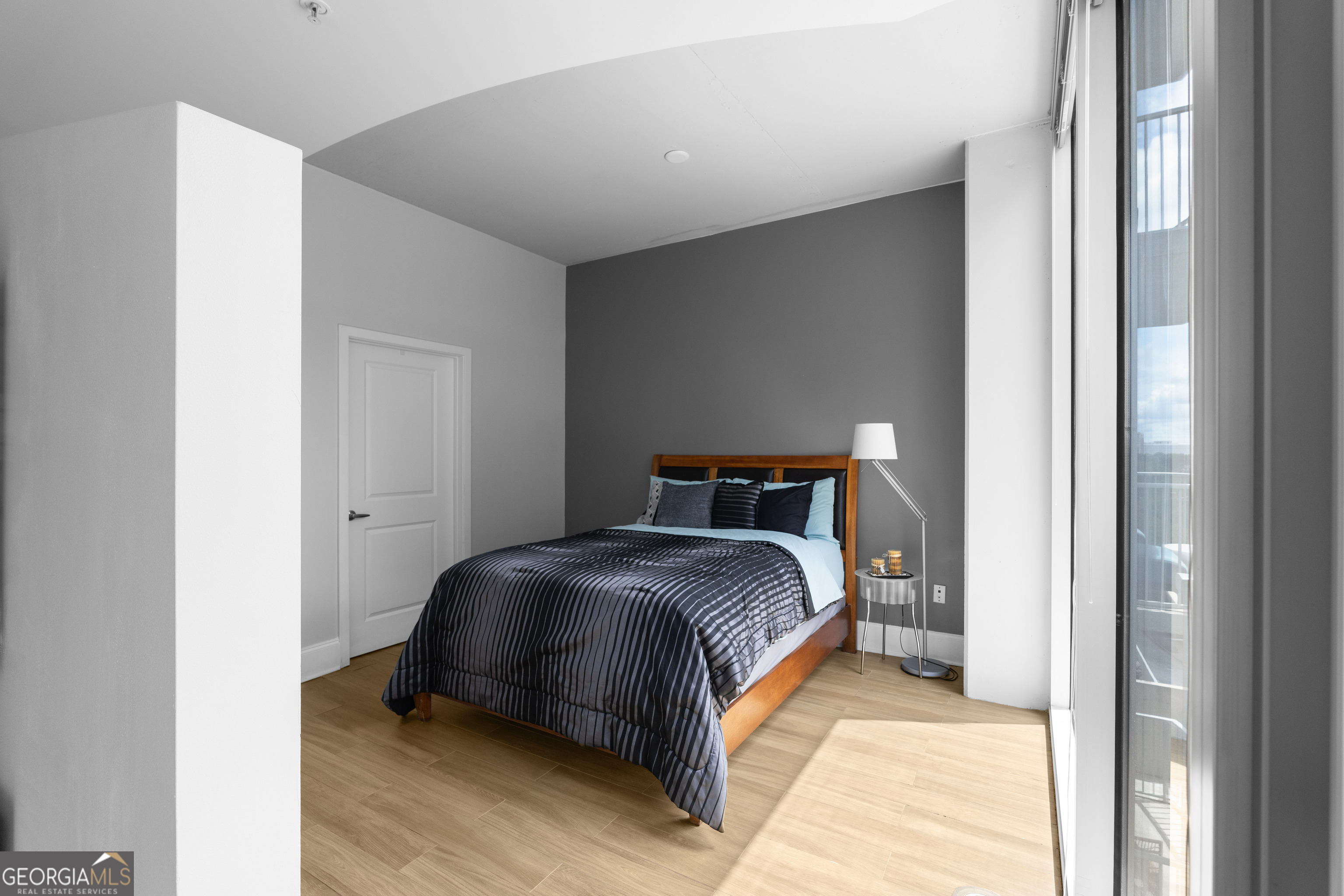 400 W Peachtree Street NW # 908