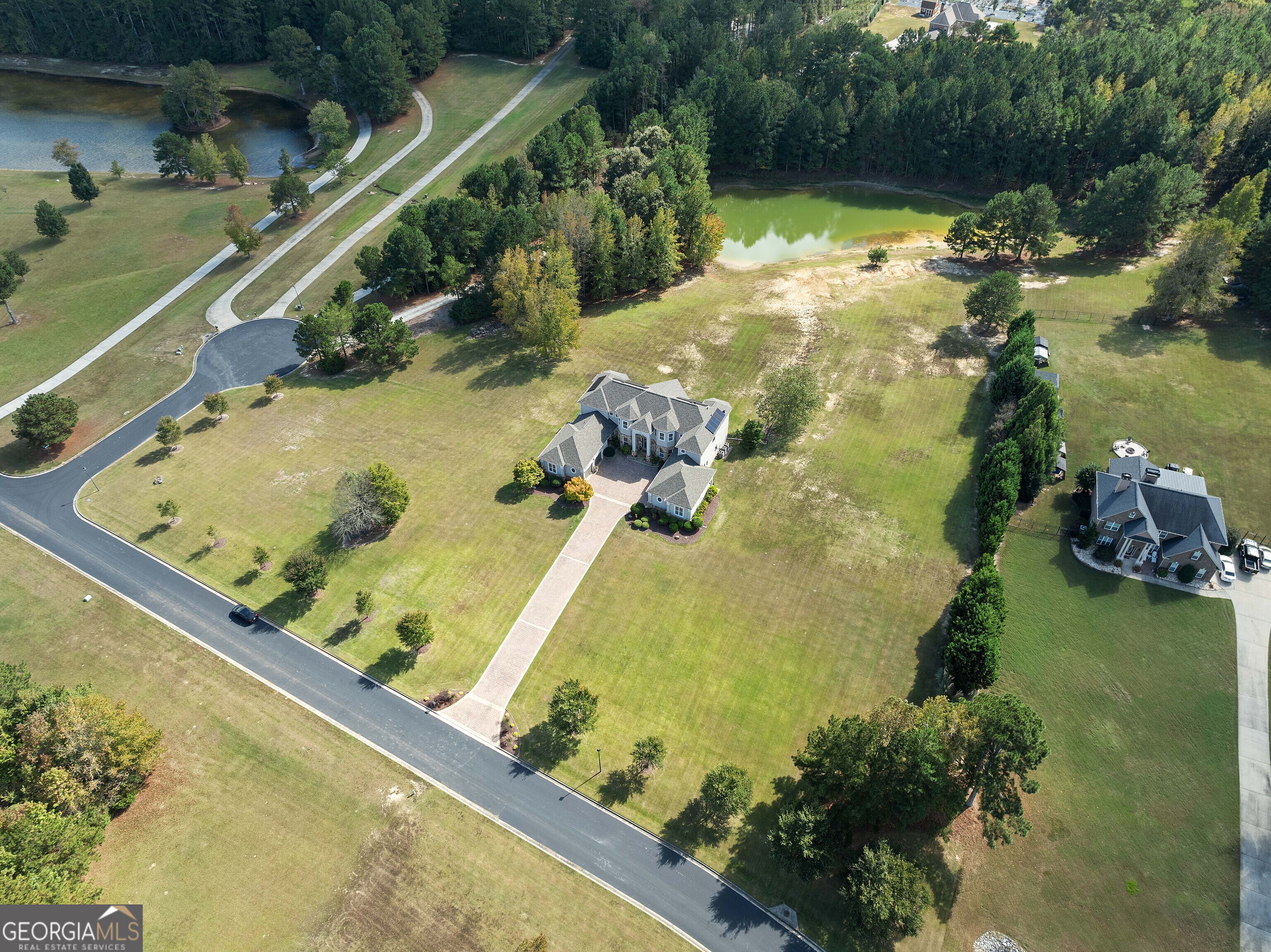 525 Waters Way