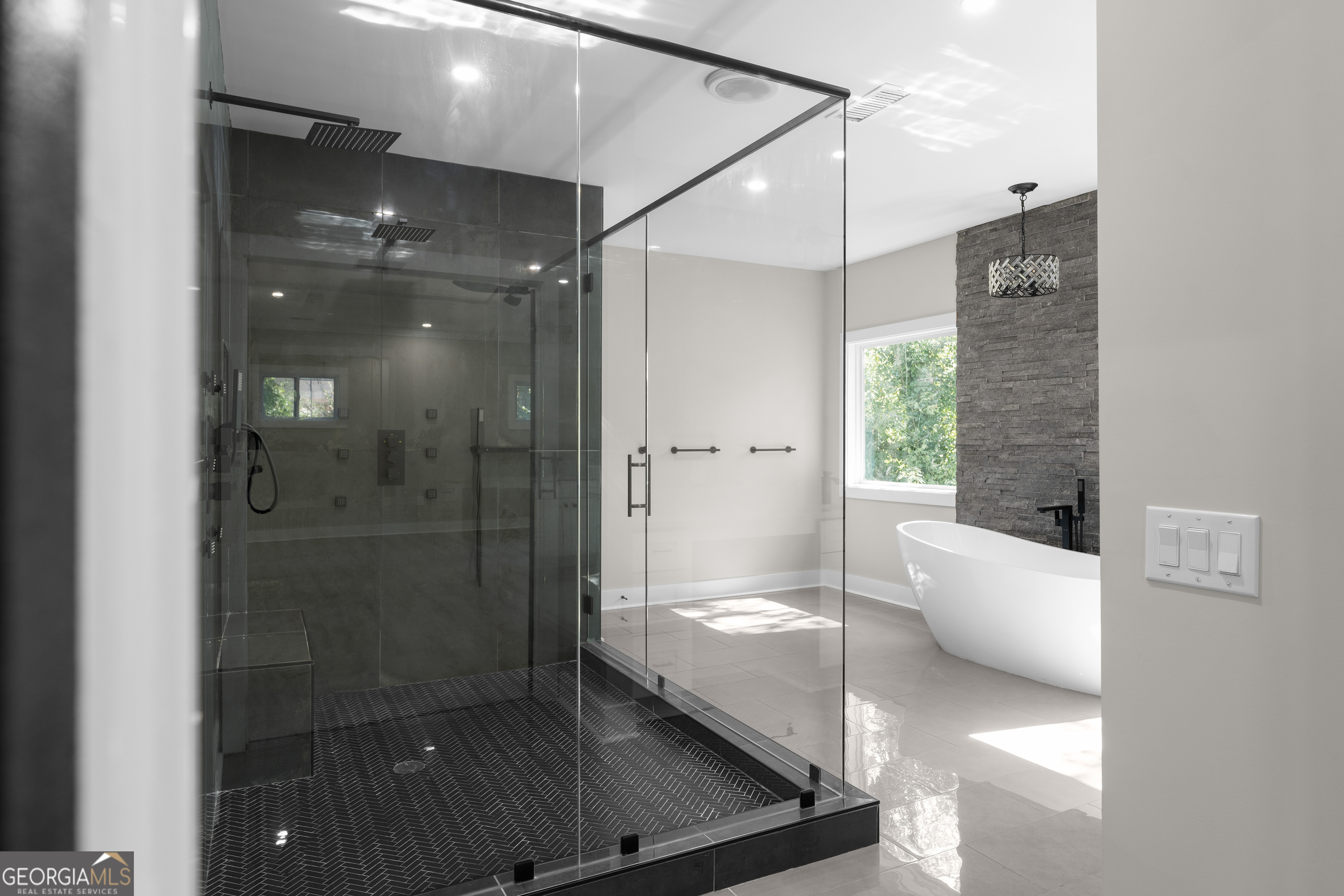 1331 Diamond Avenue SE