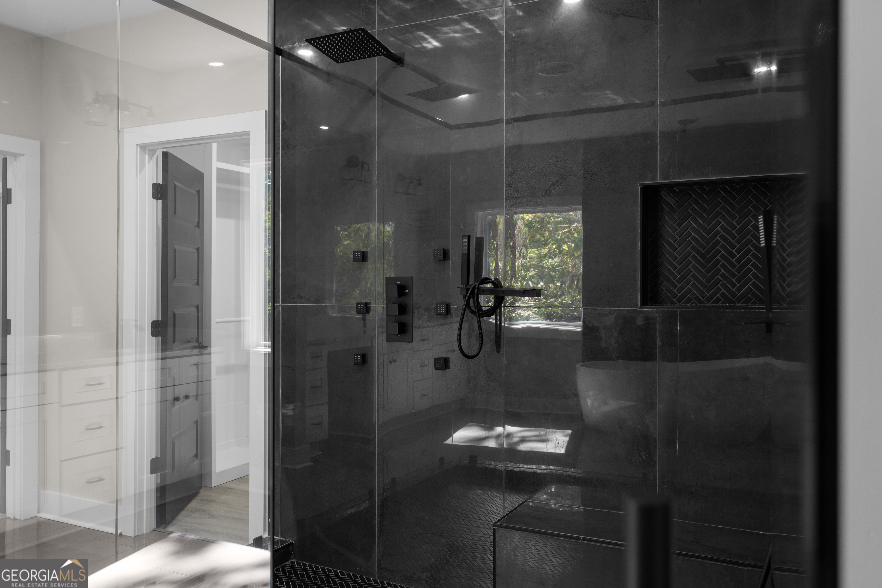 1331 Diamond Avenue SE