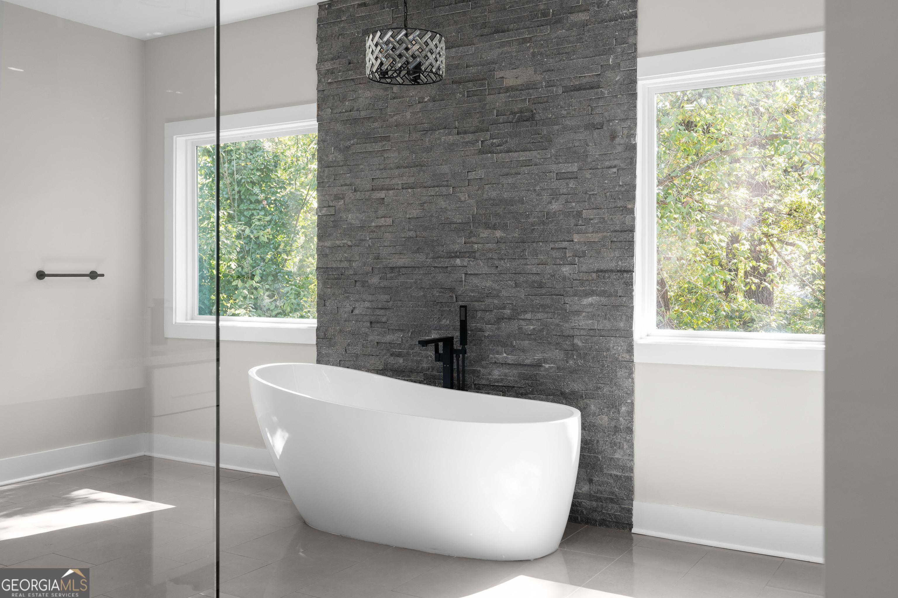 1331 Diamond Avenue SE