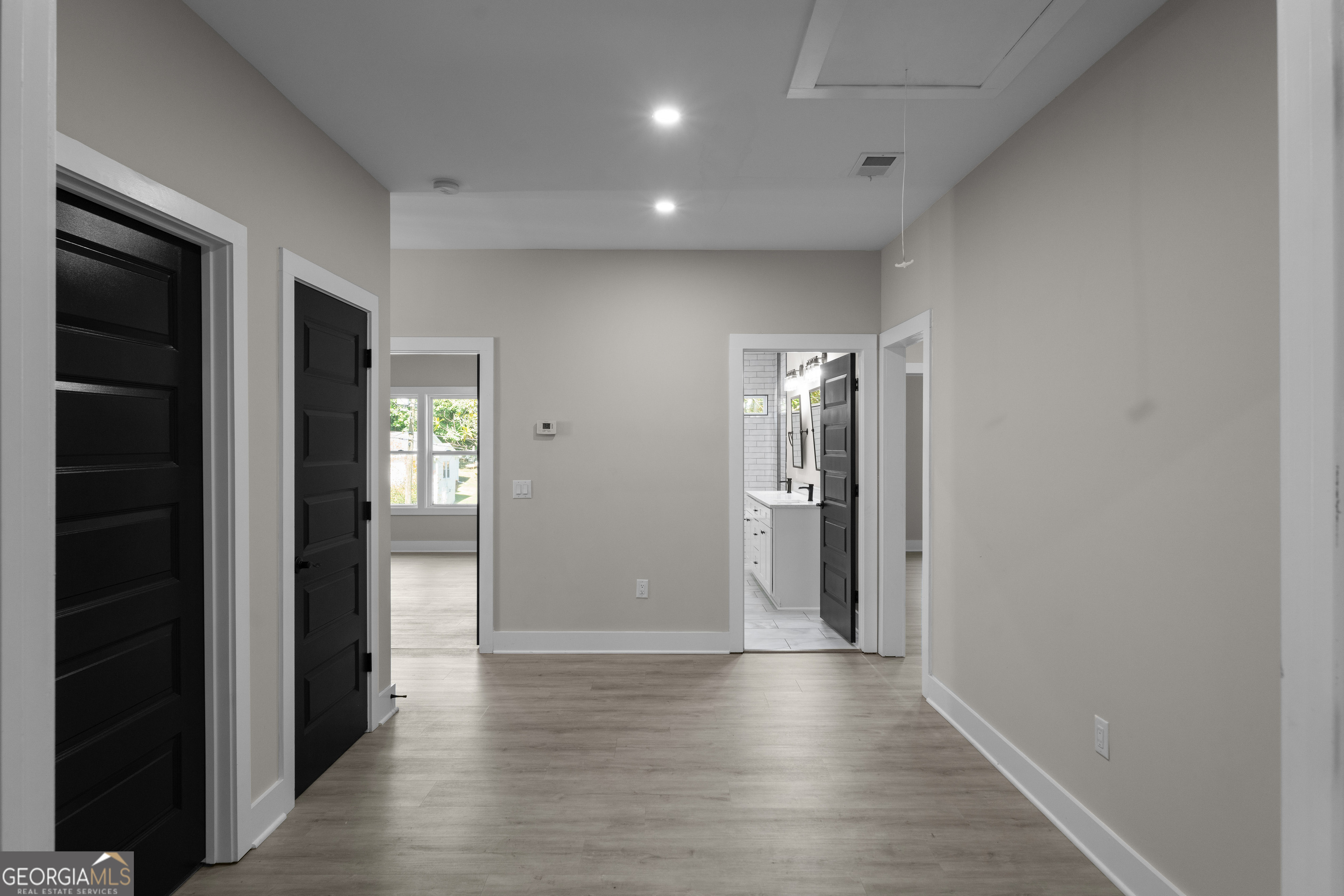 1331 Diamond Avenue SE