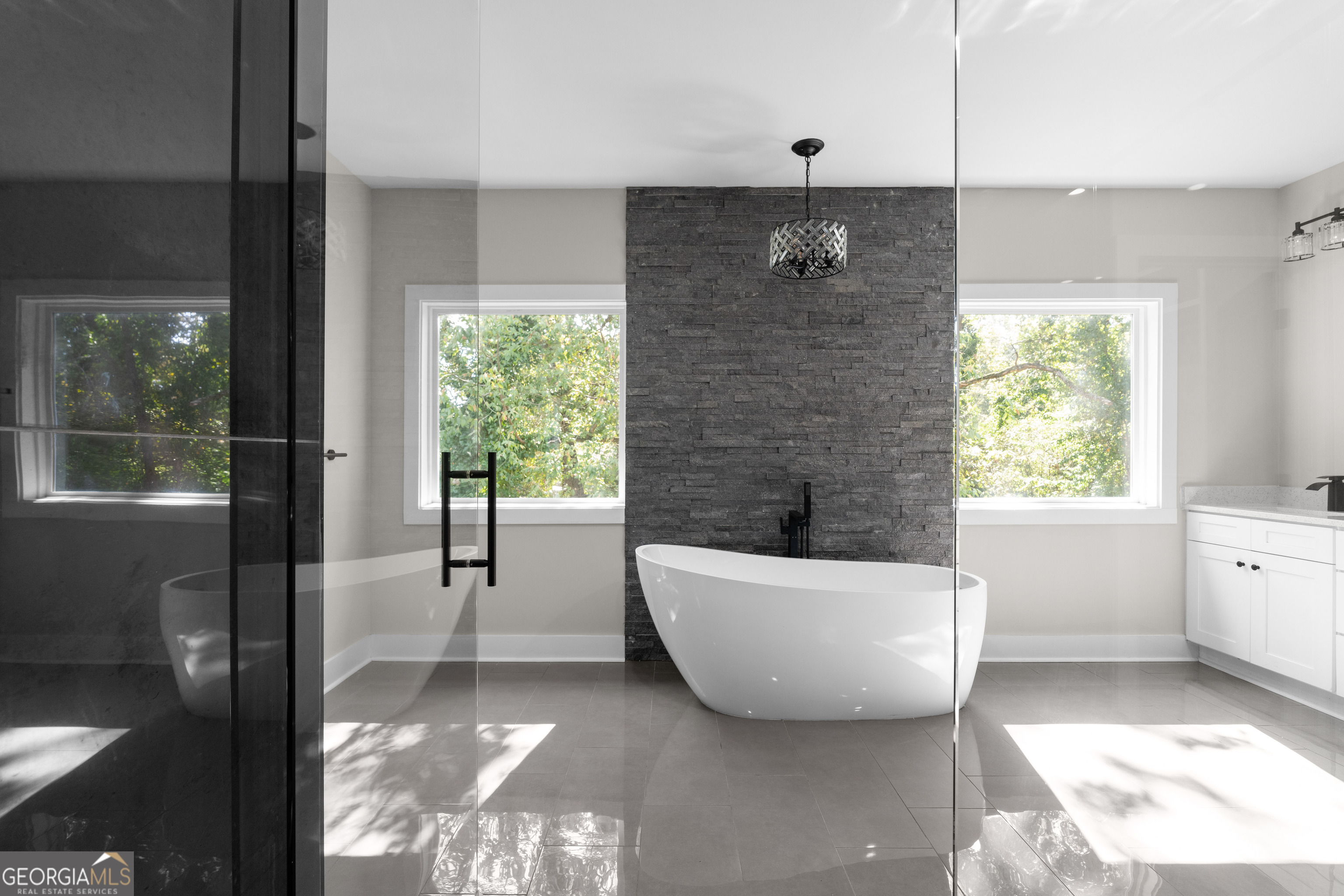 1331 Diamond Avenue SE