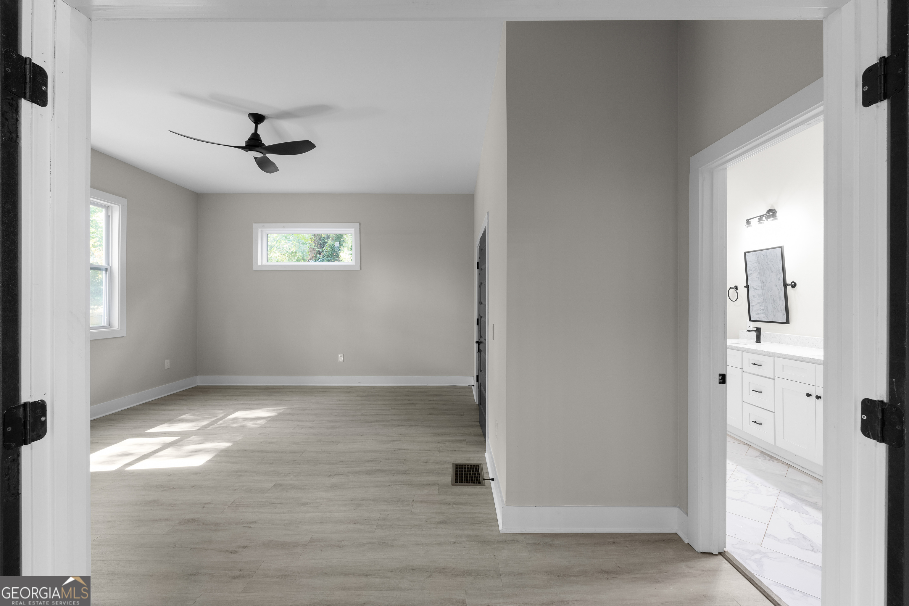 1331 Diamond Avenue SE