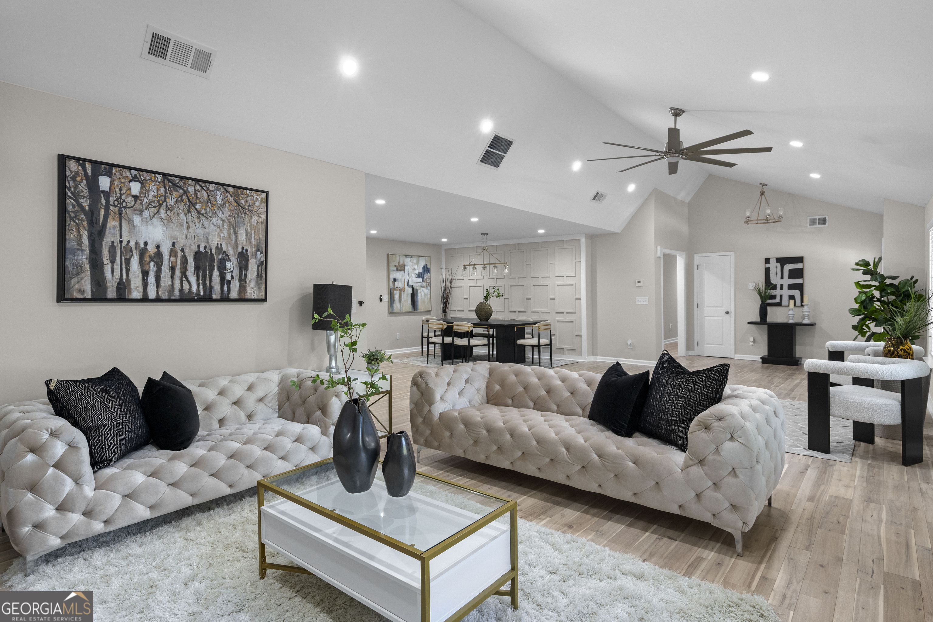 659 Lynn Valley Road SW