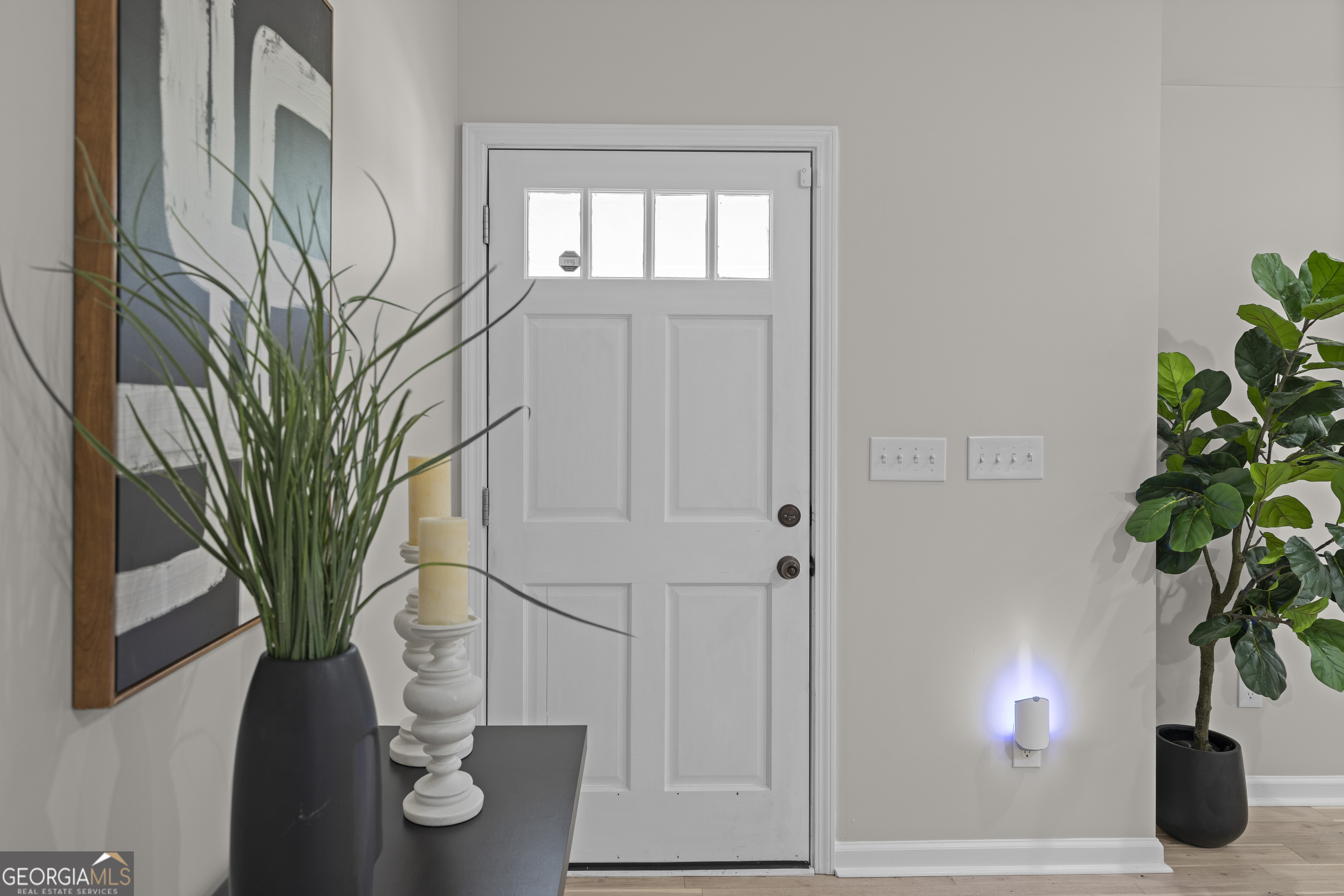 659 Lynn Valley Road SW