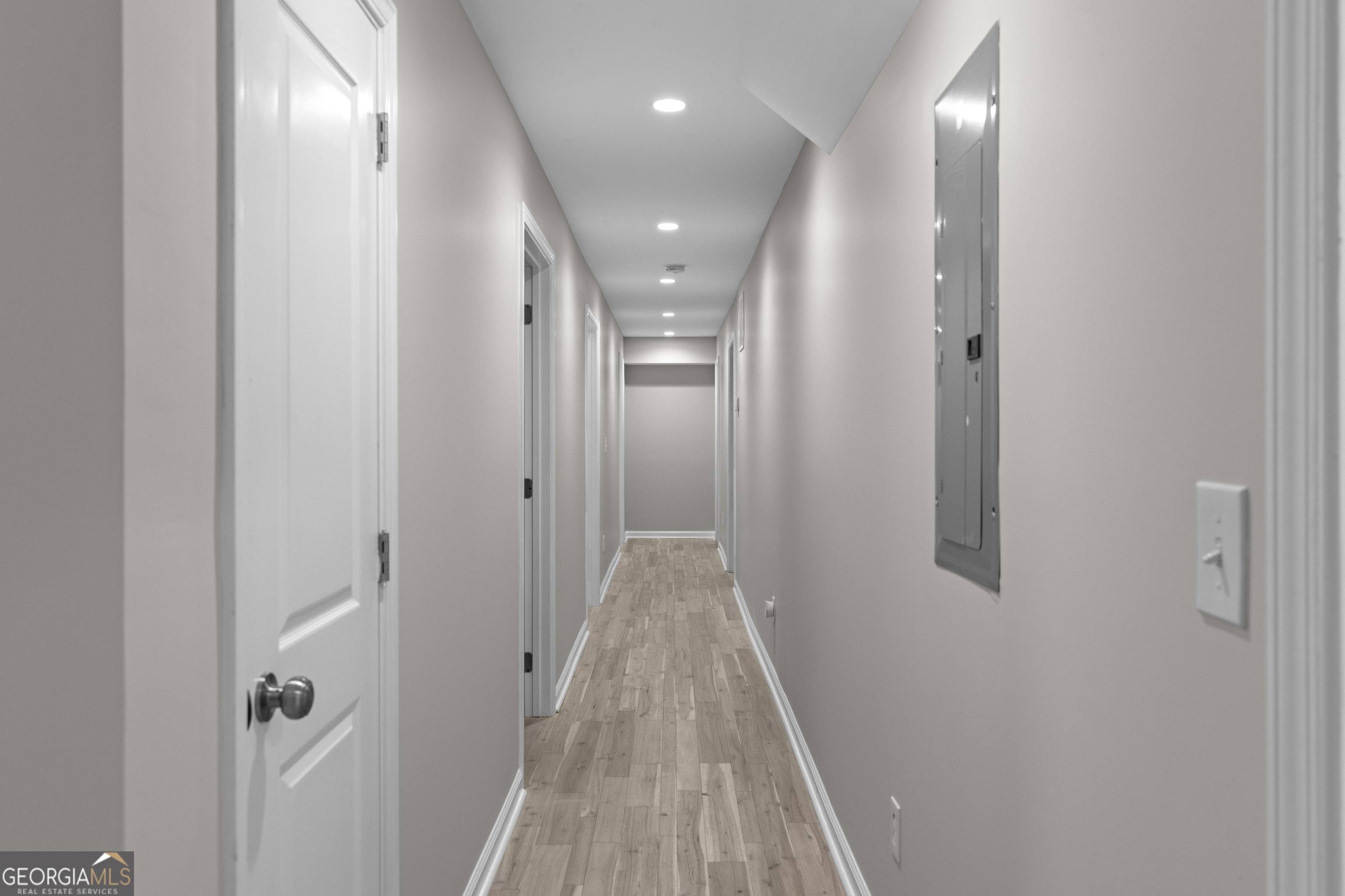 659 Lynn Valley Road SW