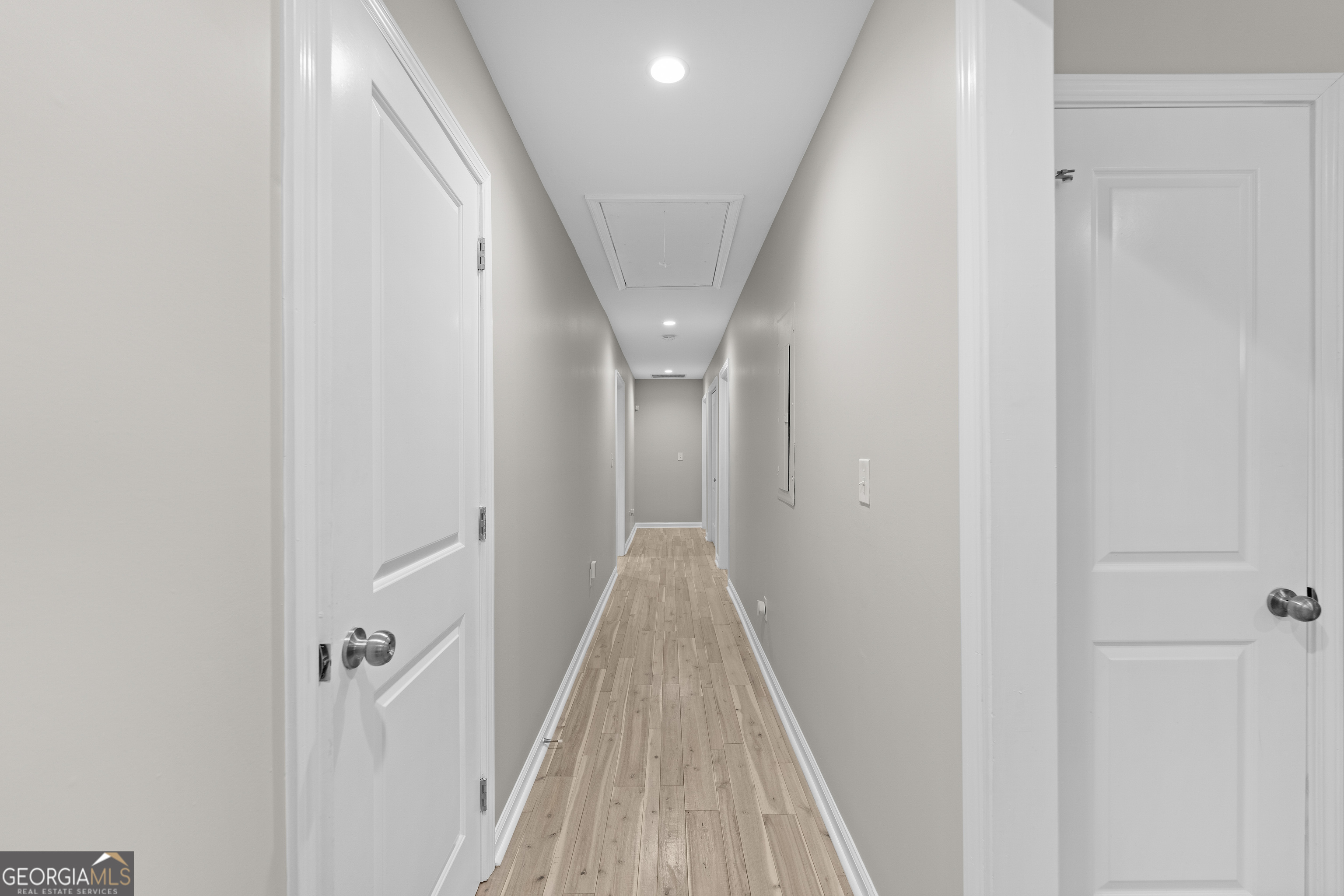 659 Lynn Valley Road SW