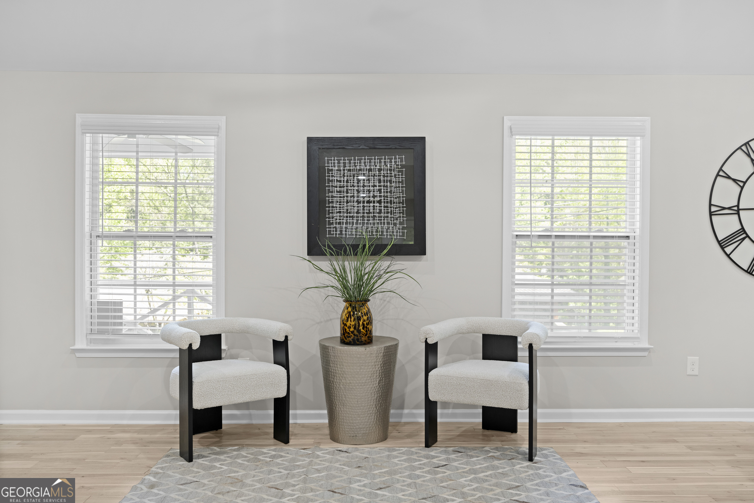 659 Lynn Valley Road SW