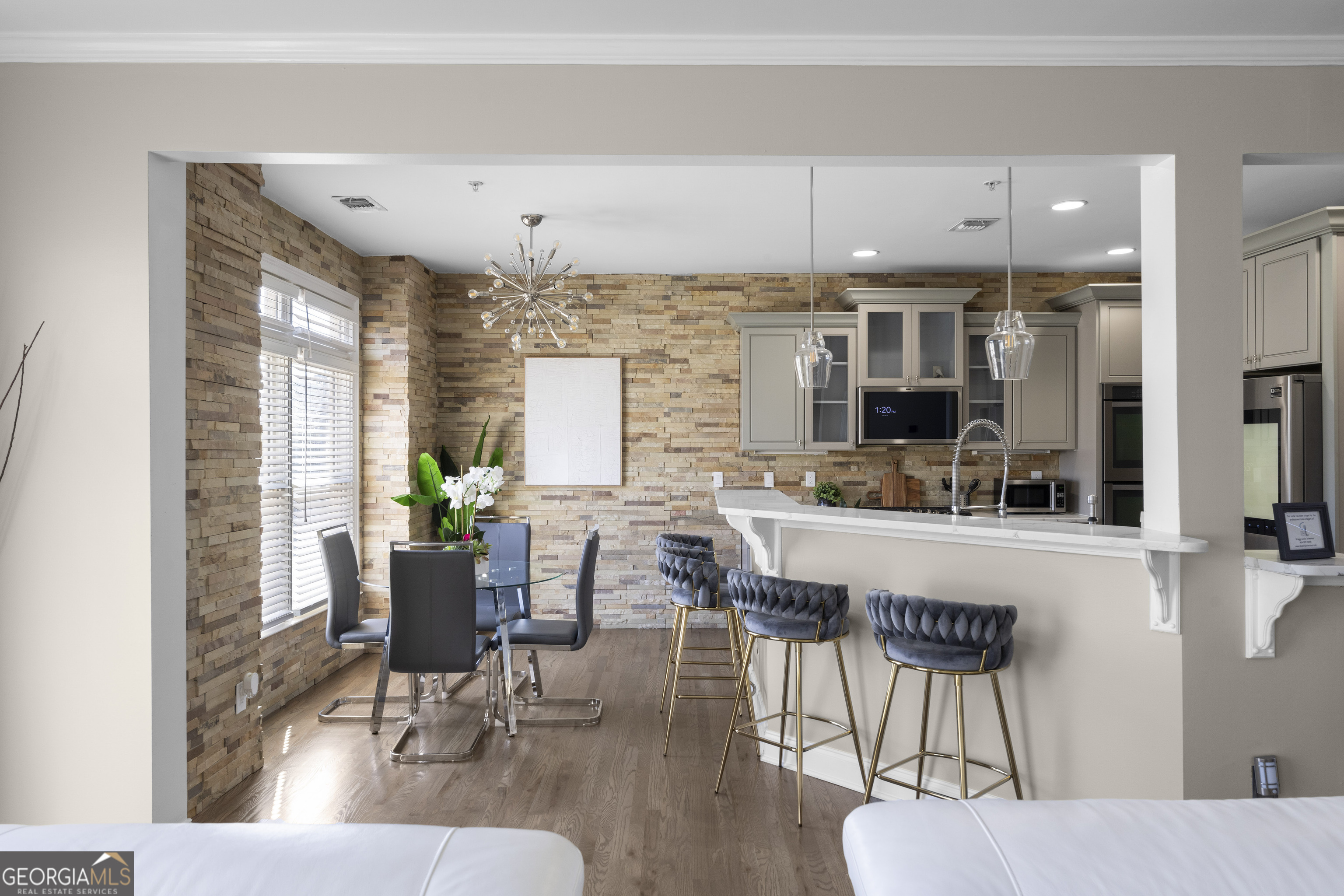 1165 Laurel Place SE