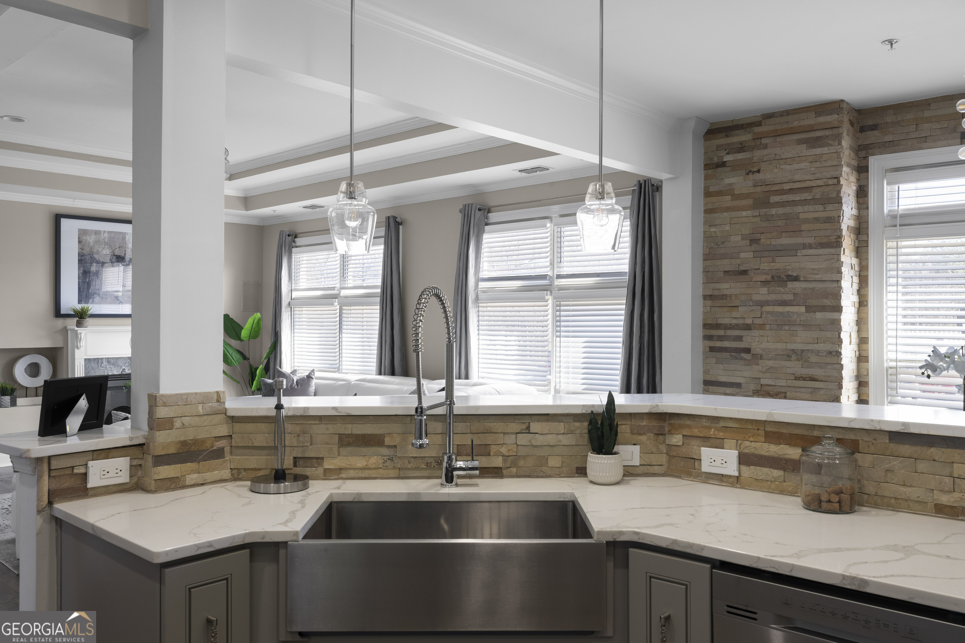 1165 Laurel Place SE