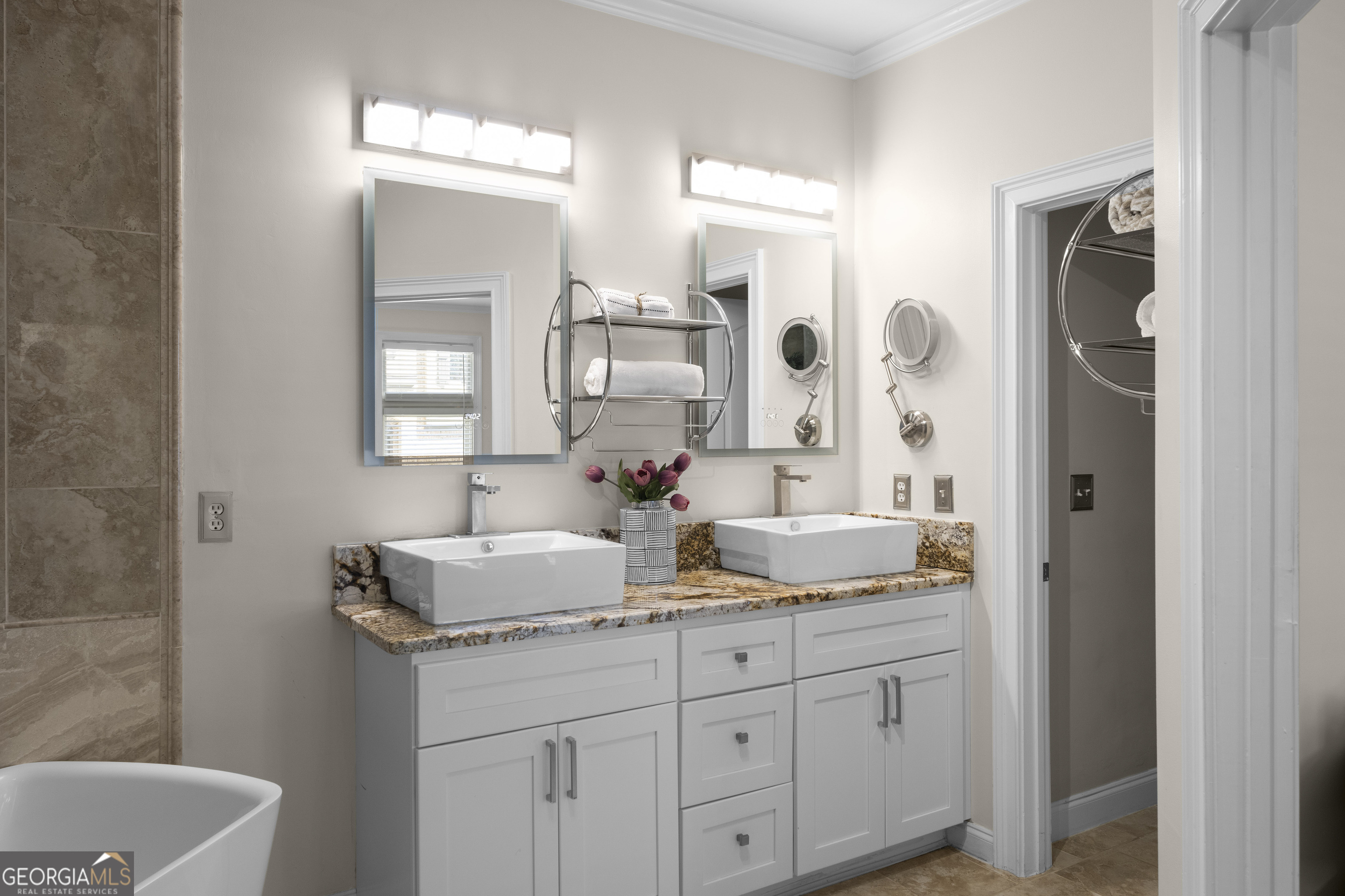 1165 Laurel Place SE