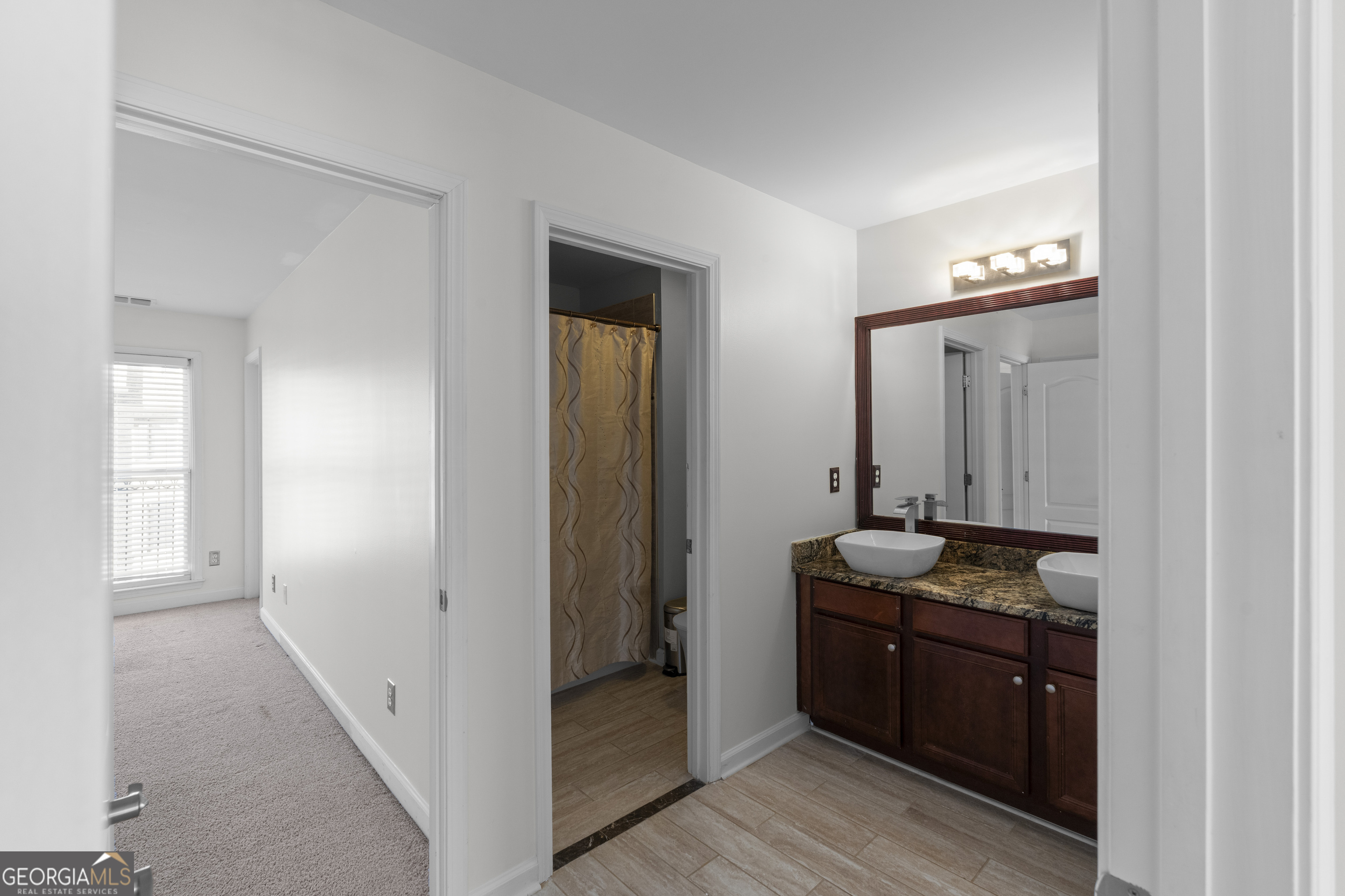 1165 Laurel Place SE