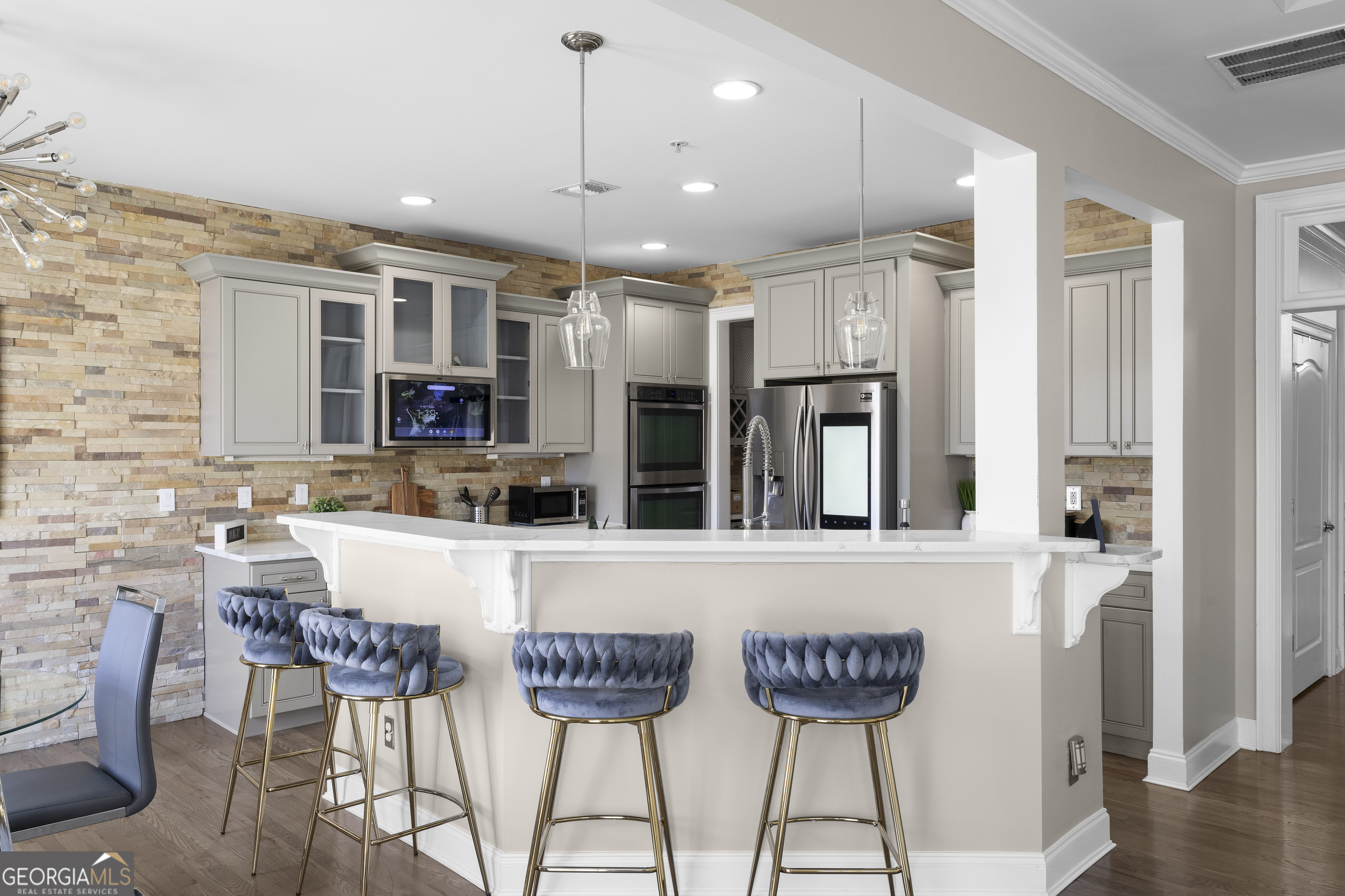 1165 Laurel Place SE